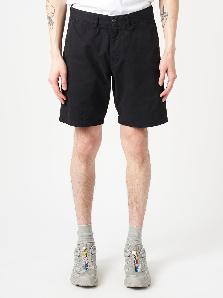 Carhartt WIP John Short in Black gravitypope