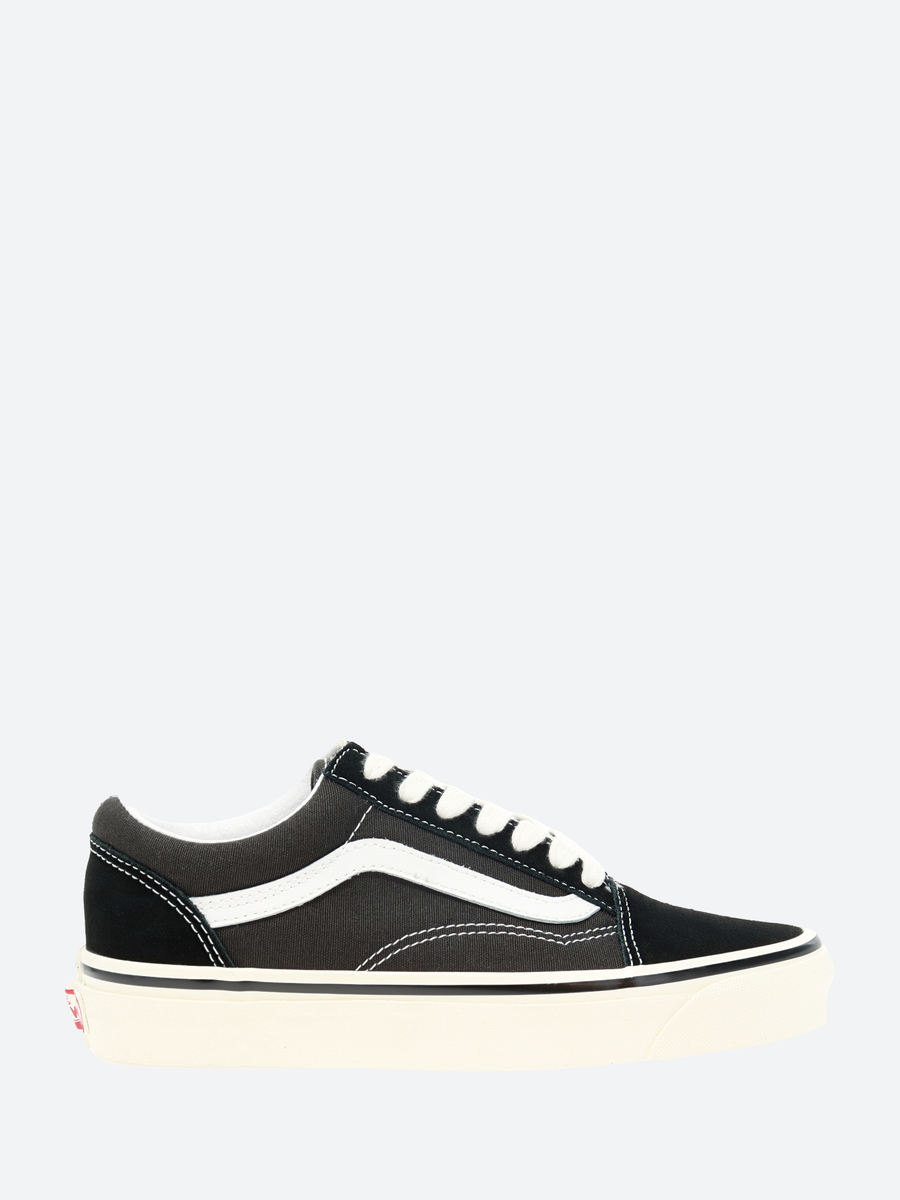 Vans - Anaheim Factory Old Skool 36 DX in Black and White – gravitypope