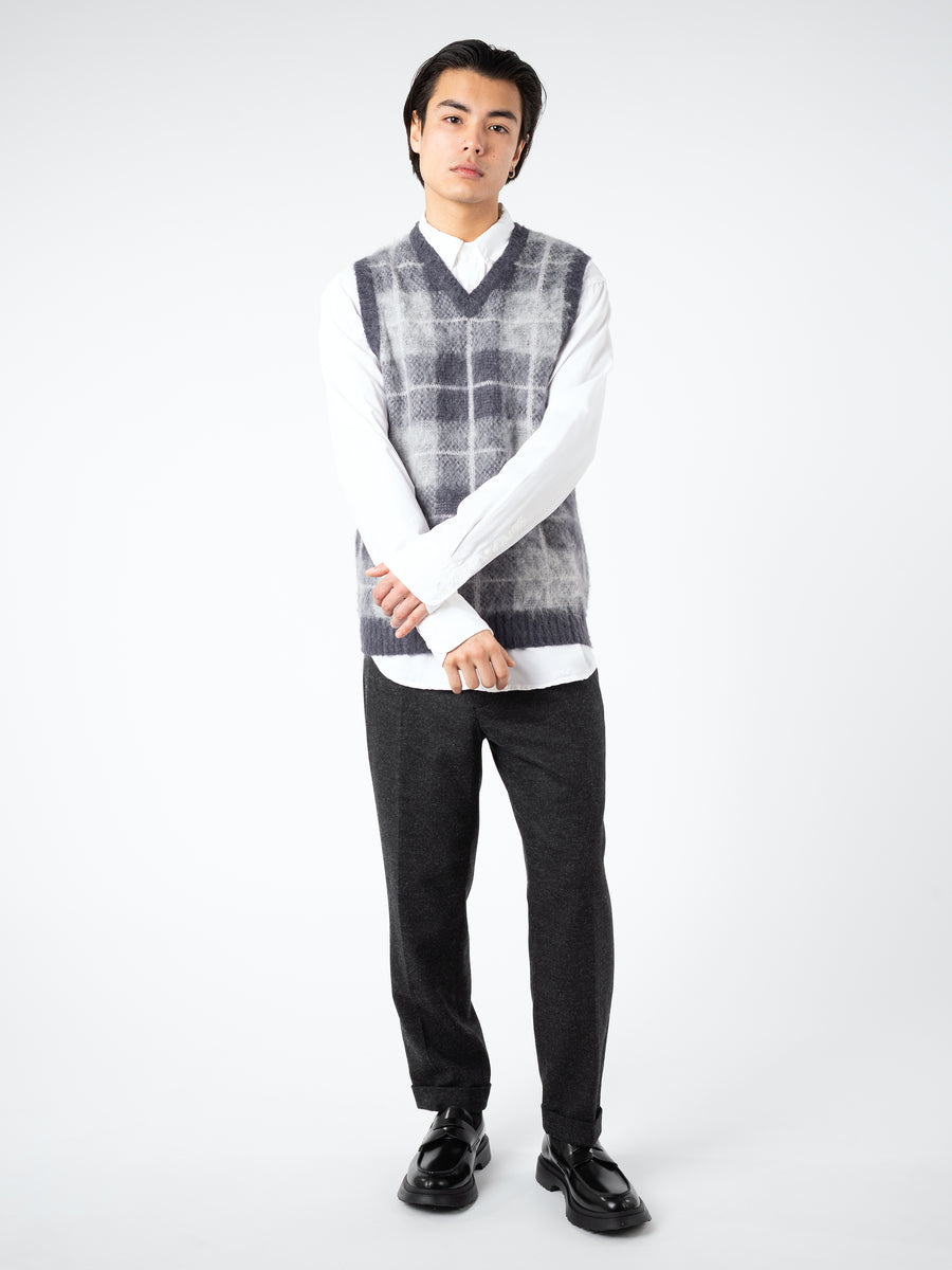 BEAMS PLUS - Mohair Check Pullover Knit Vest in Grey - gravitypope