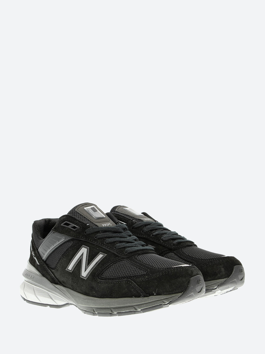 New Balance - Women's 990v5 in Black and Silver - gravitypope