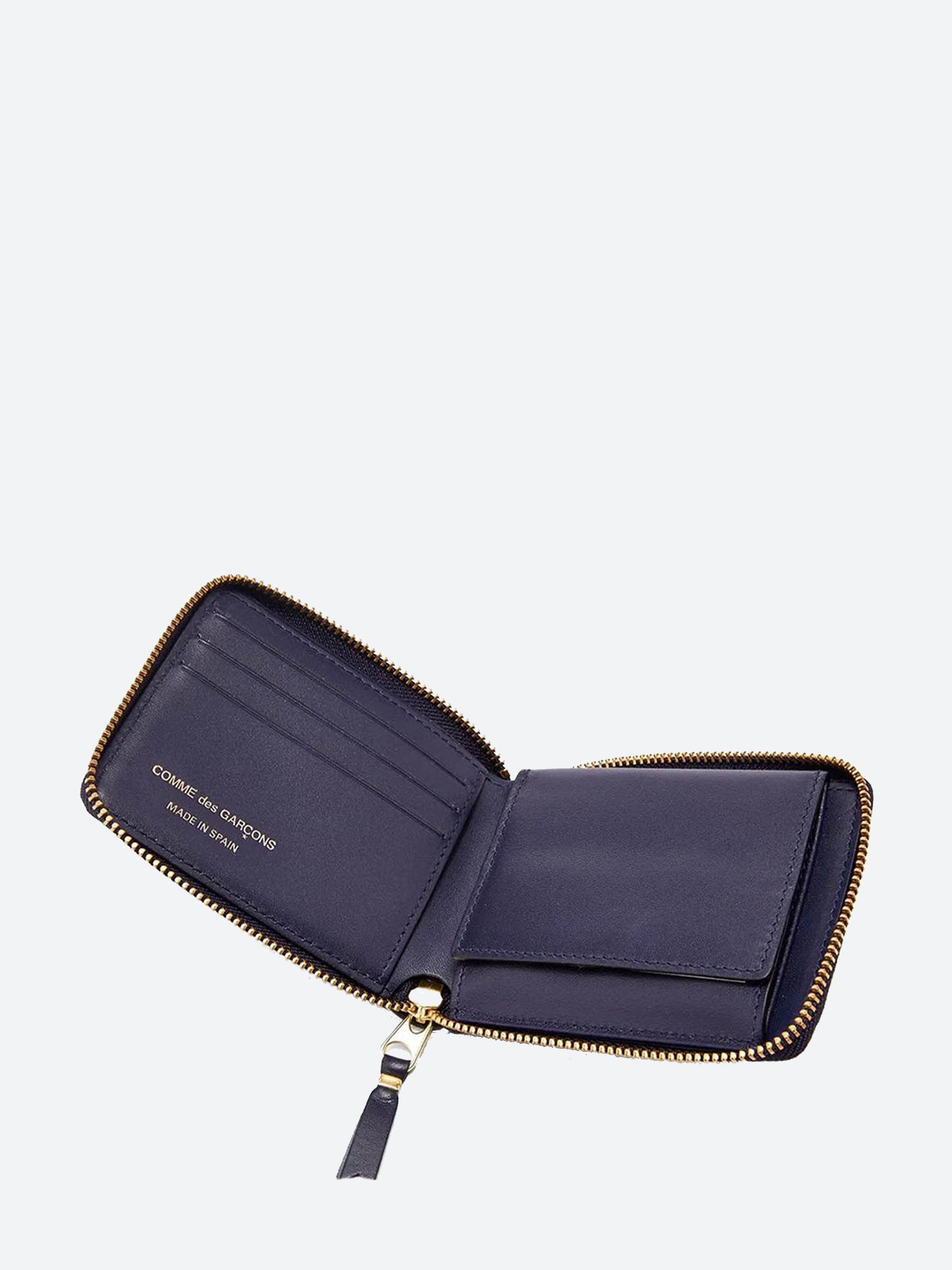 SA7100 Classic Zip Wallet