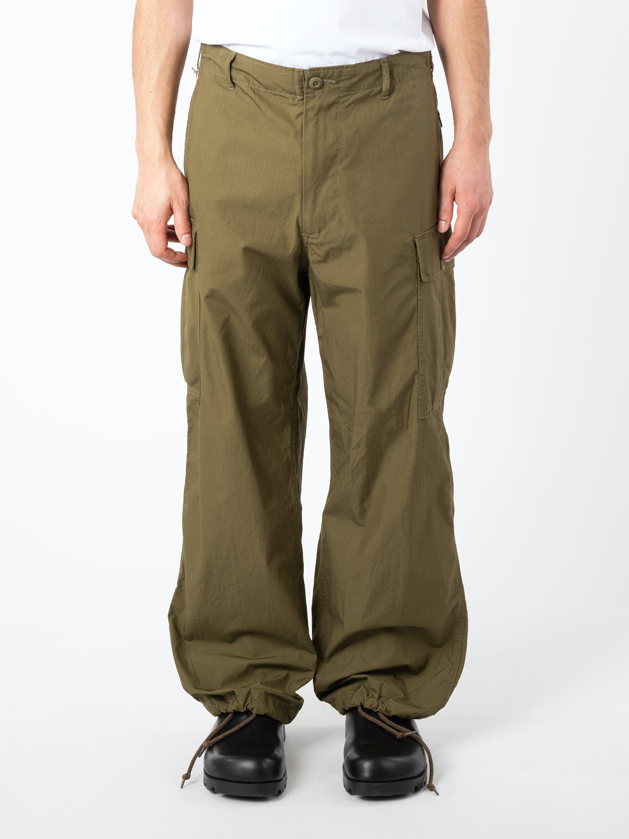 BEAMS PLUS - MIL 6 Pocket Pant in Olive – gravitypope