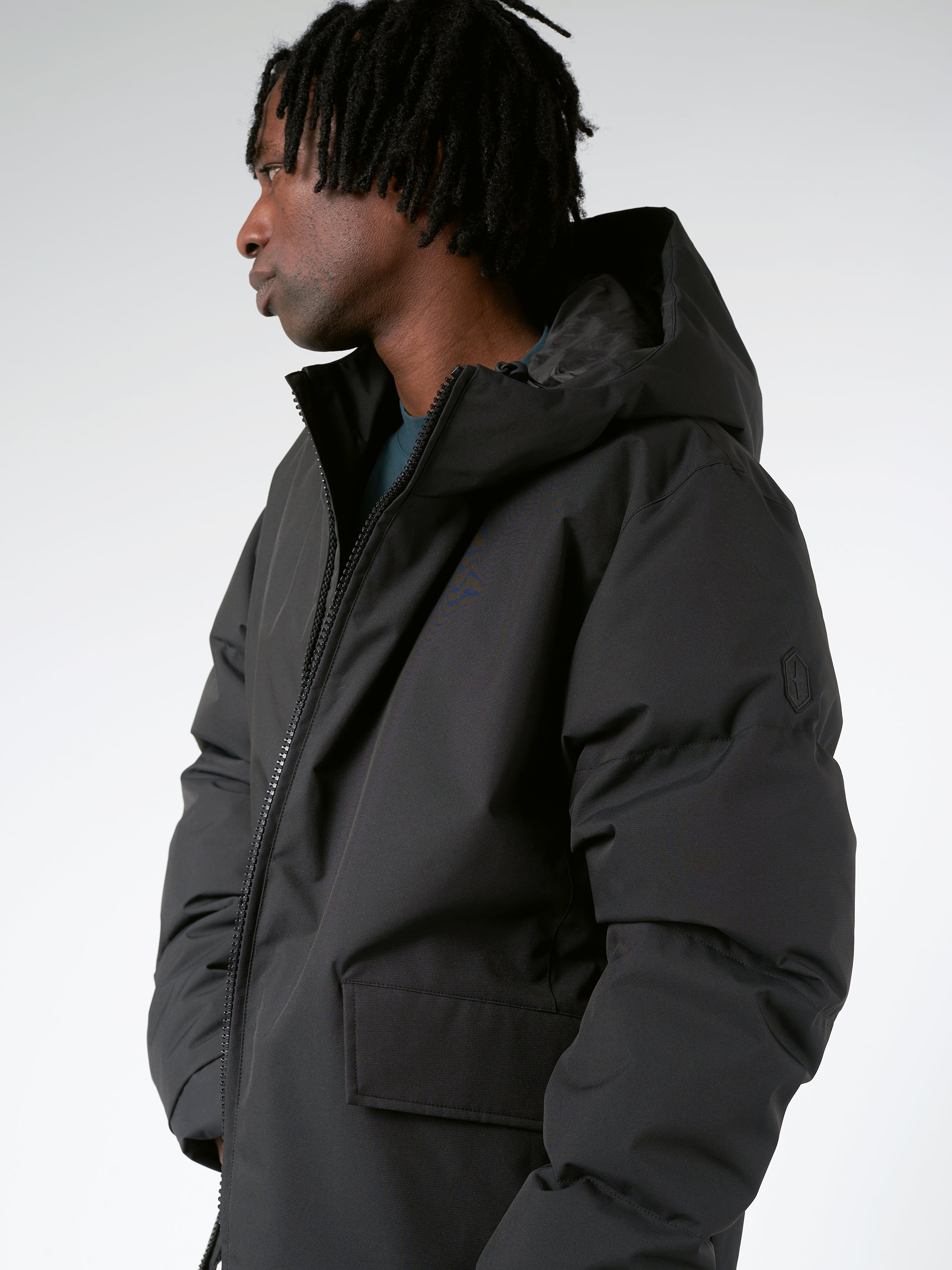 Quartz Co. - Lennox 2.0 Hooded Down Winter Jacket in Black 