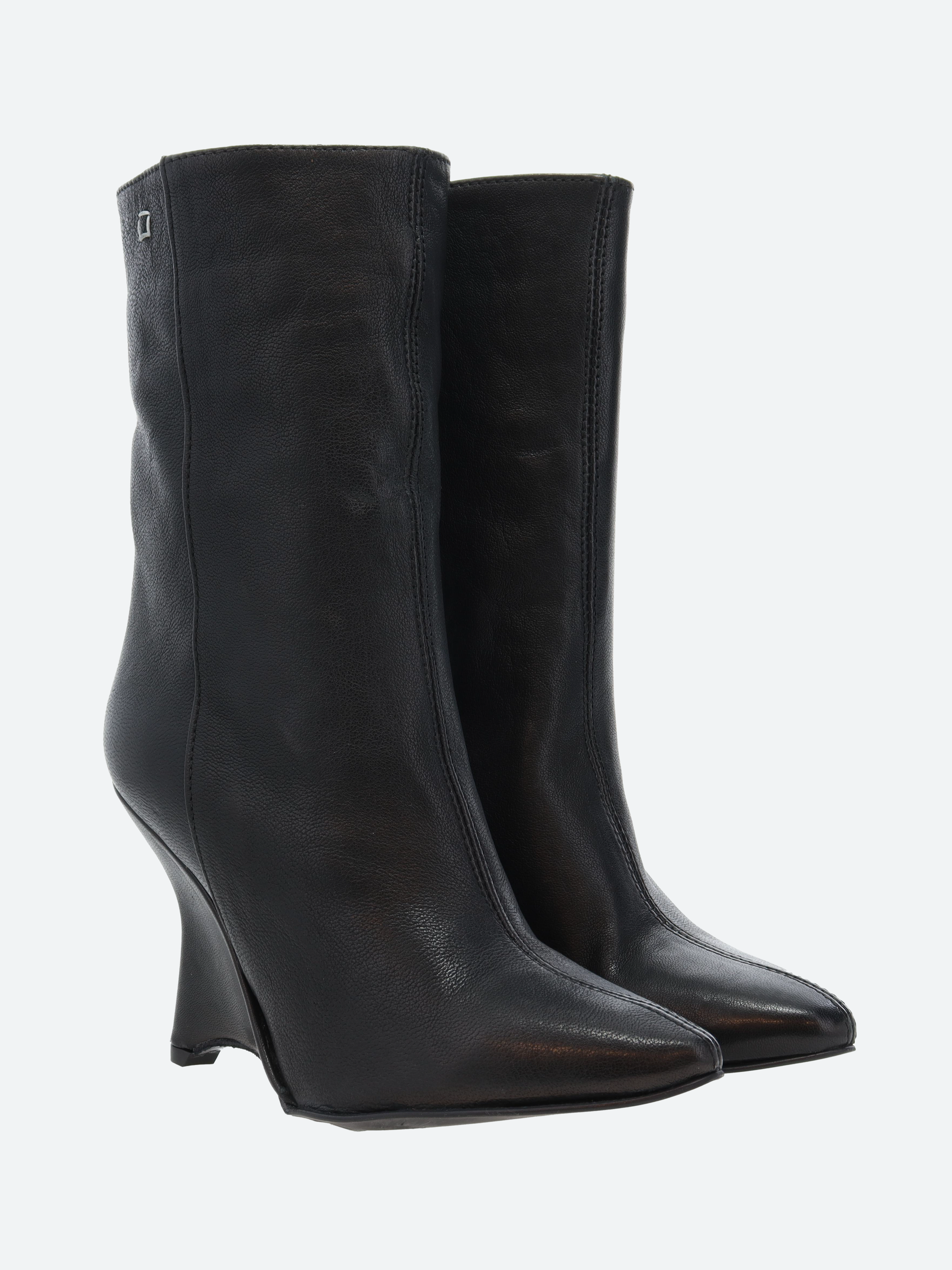 C1398 Wedge Boot