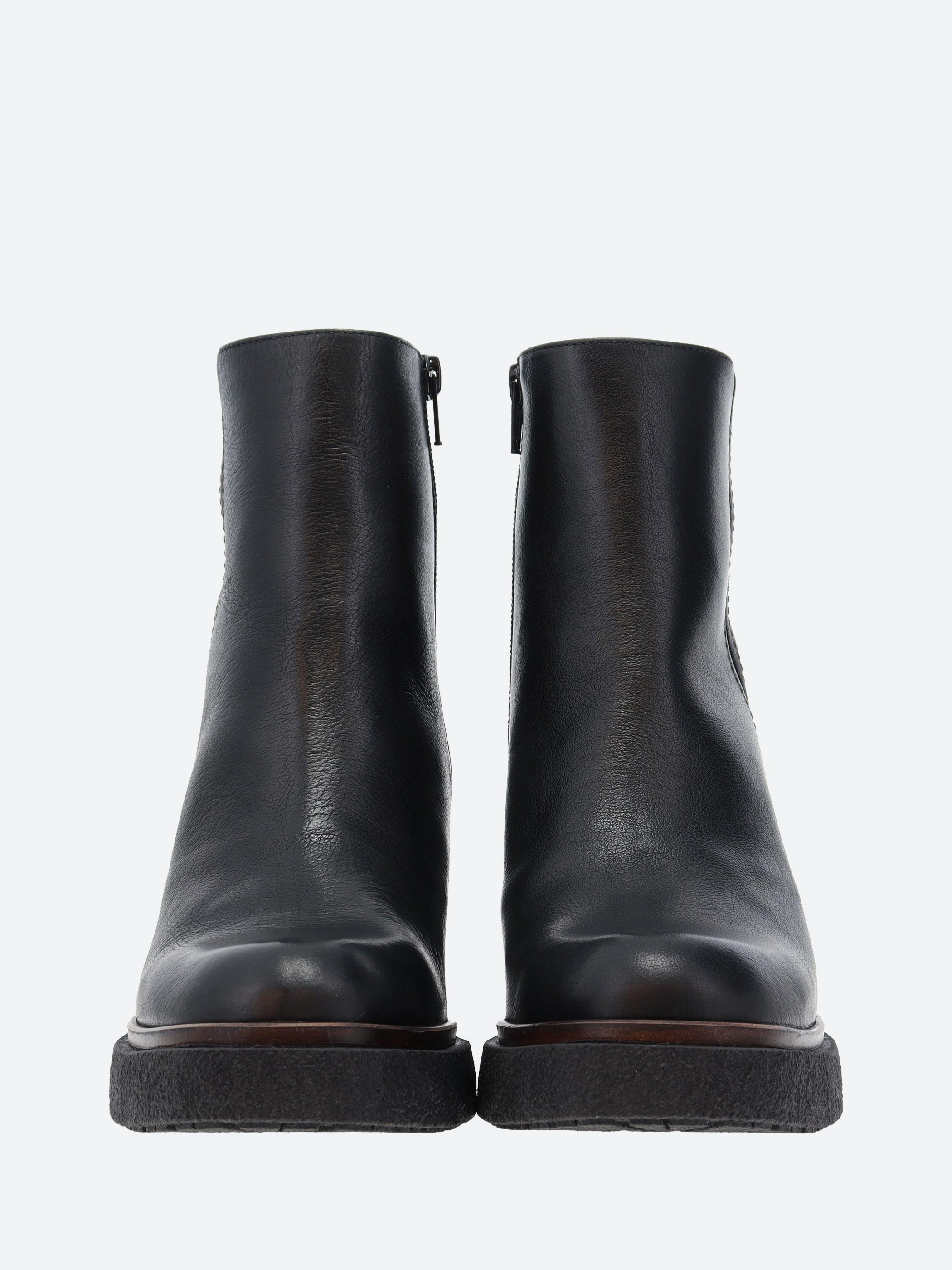 H-5203 Heel Boot