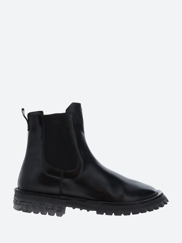 moma chelsea boots