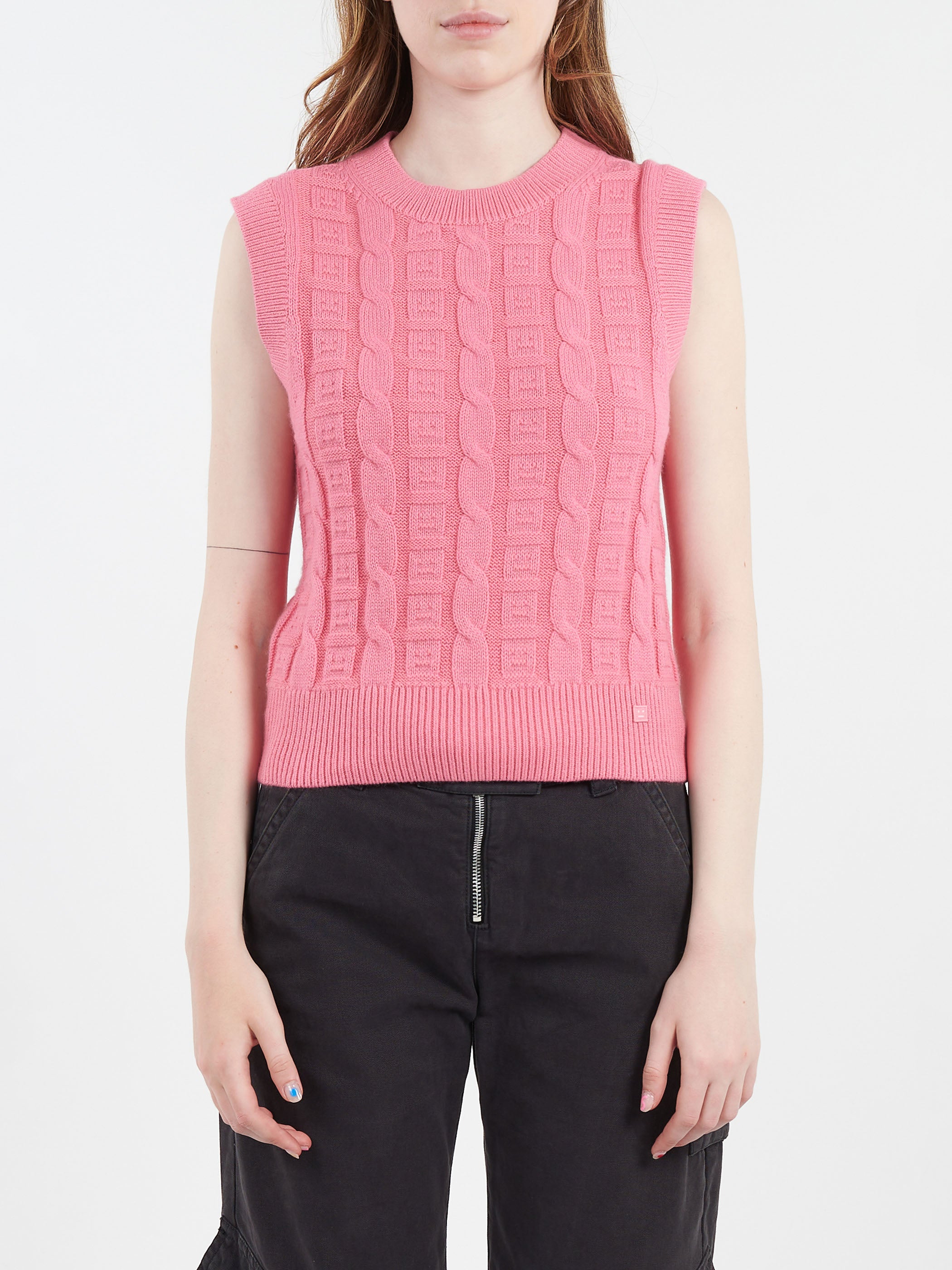 Cable Wool Sleeveless Jumper