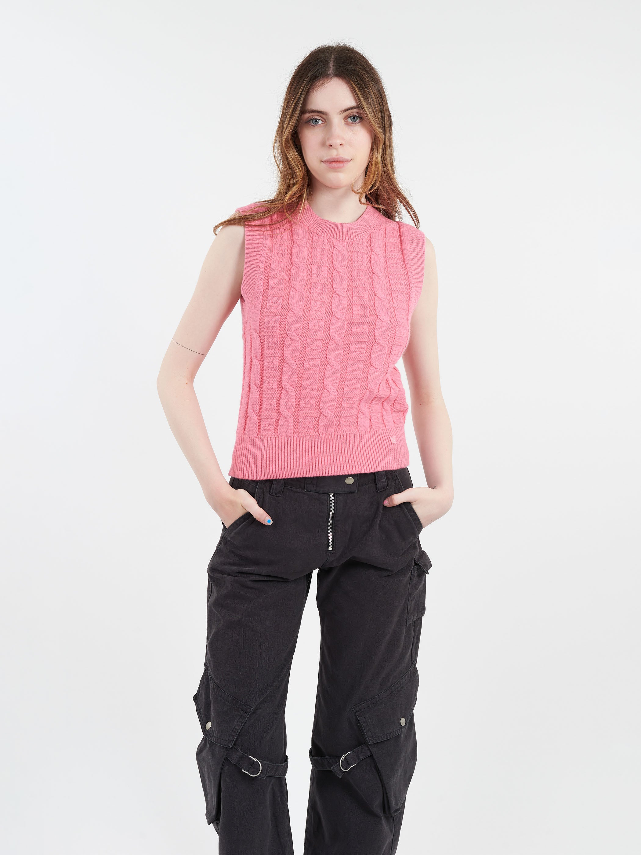 Cable Wool Sleeveless Jumper