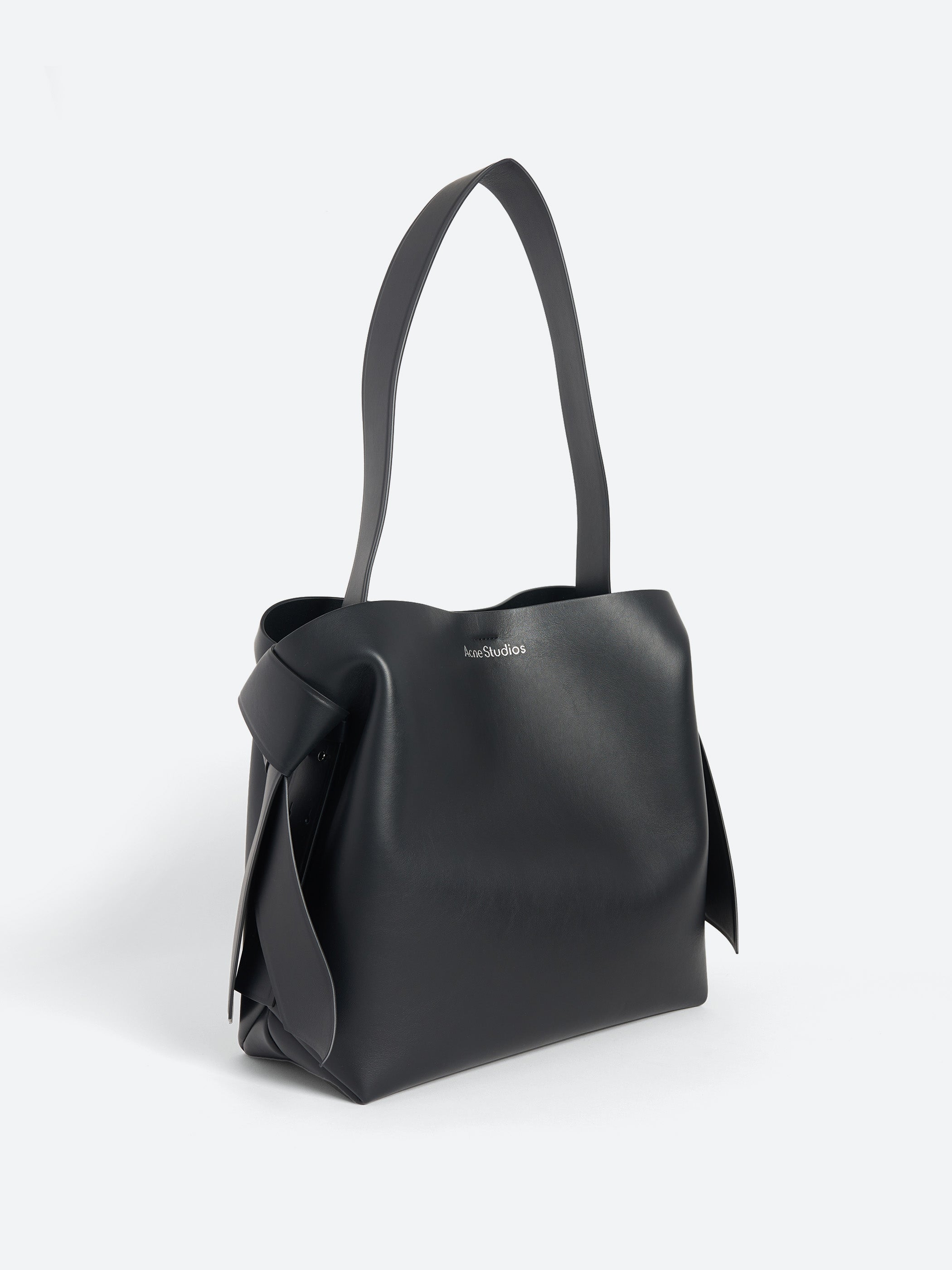 Musubi Midi Shoulder Bag