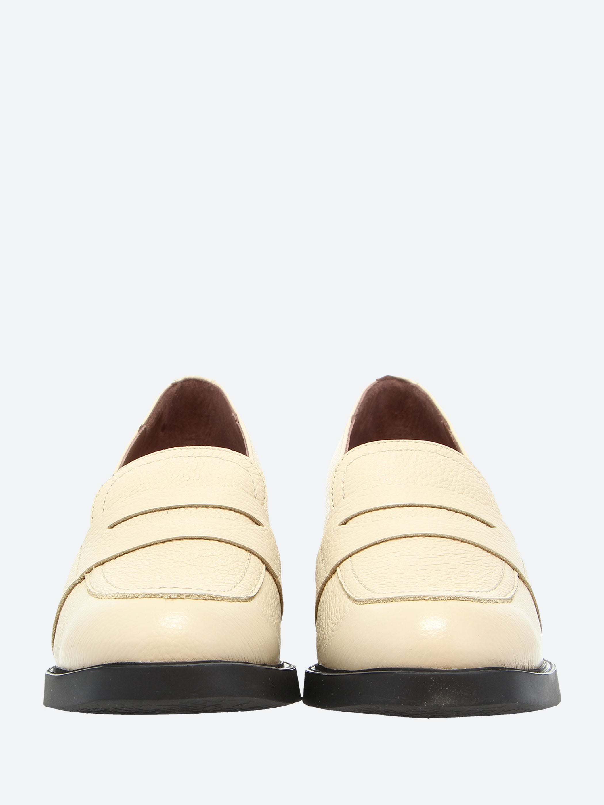 G-6107 Heel Loafer