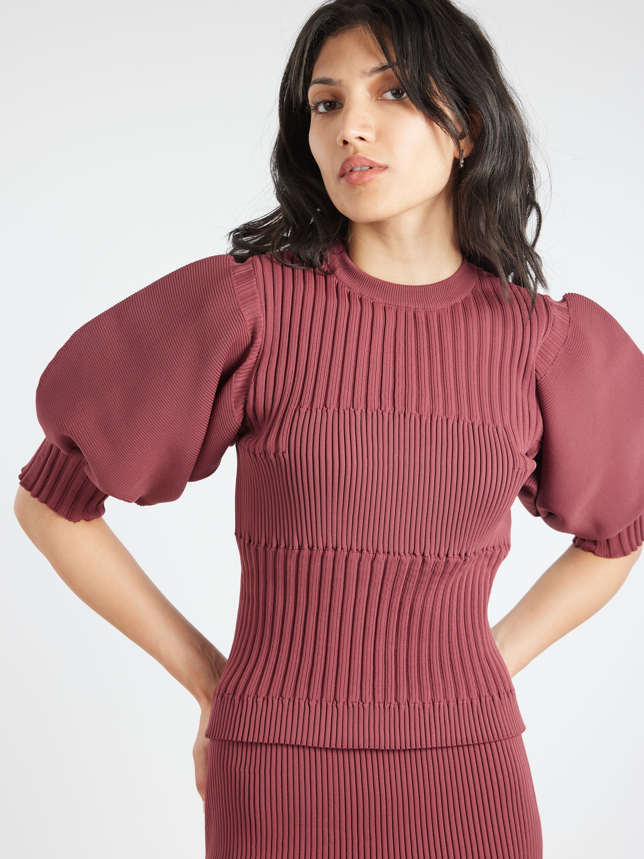 Fluted Short Puff Sleeve Cropped Top