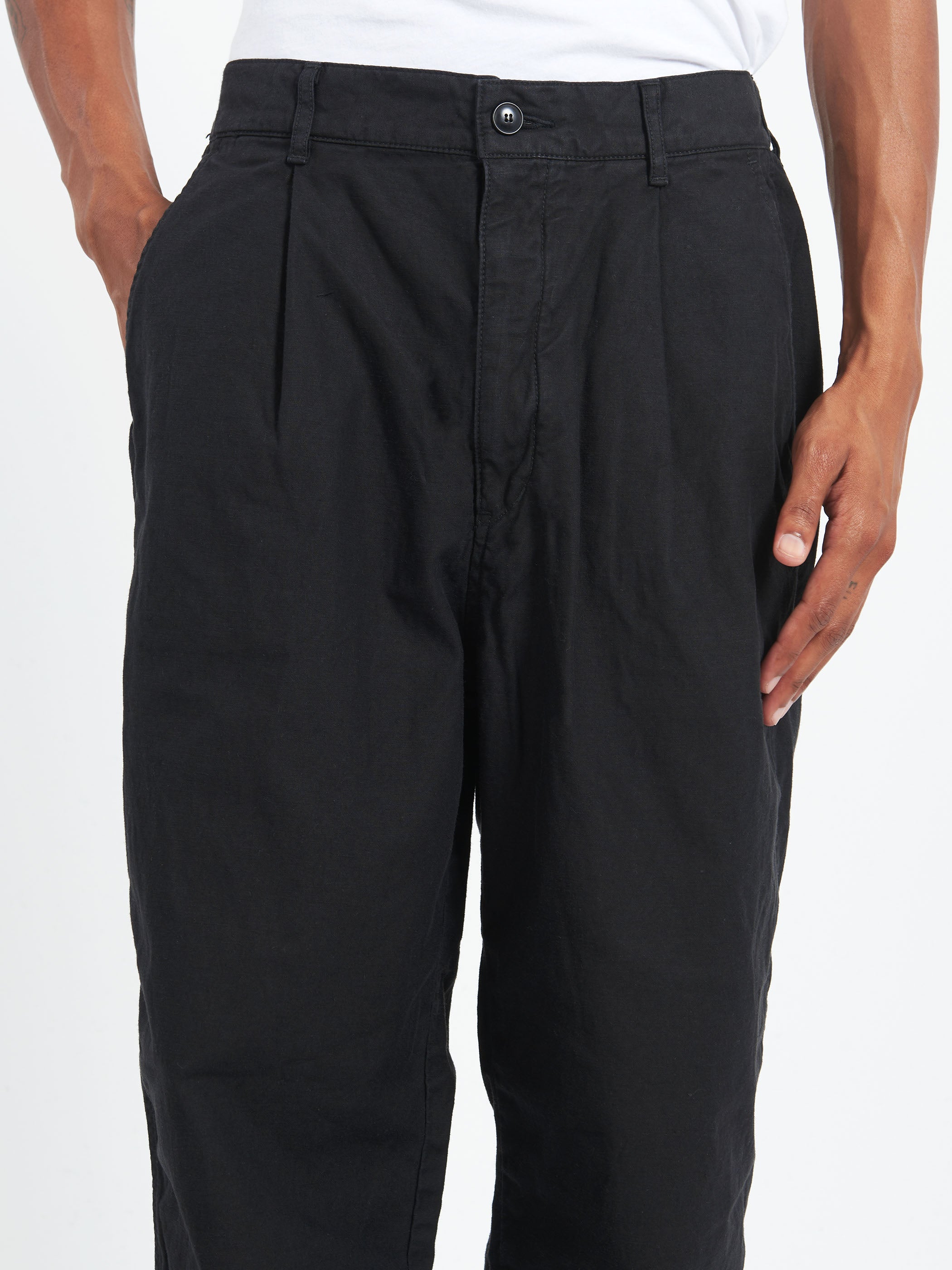 Single Pleated Pants