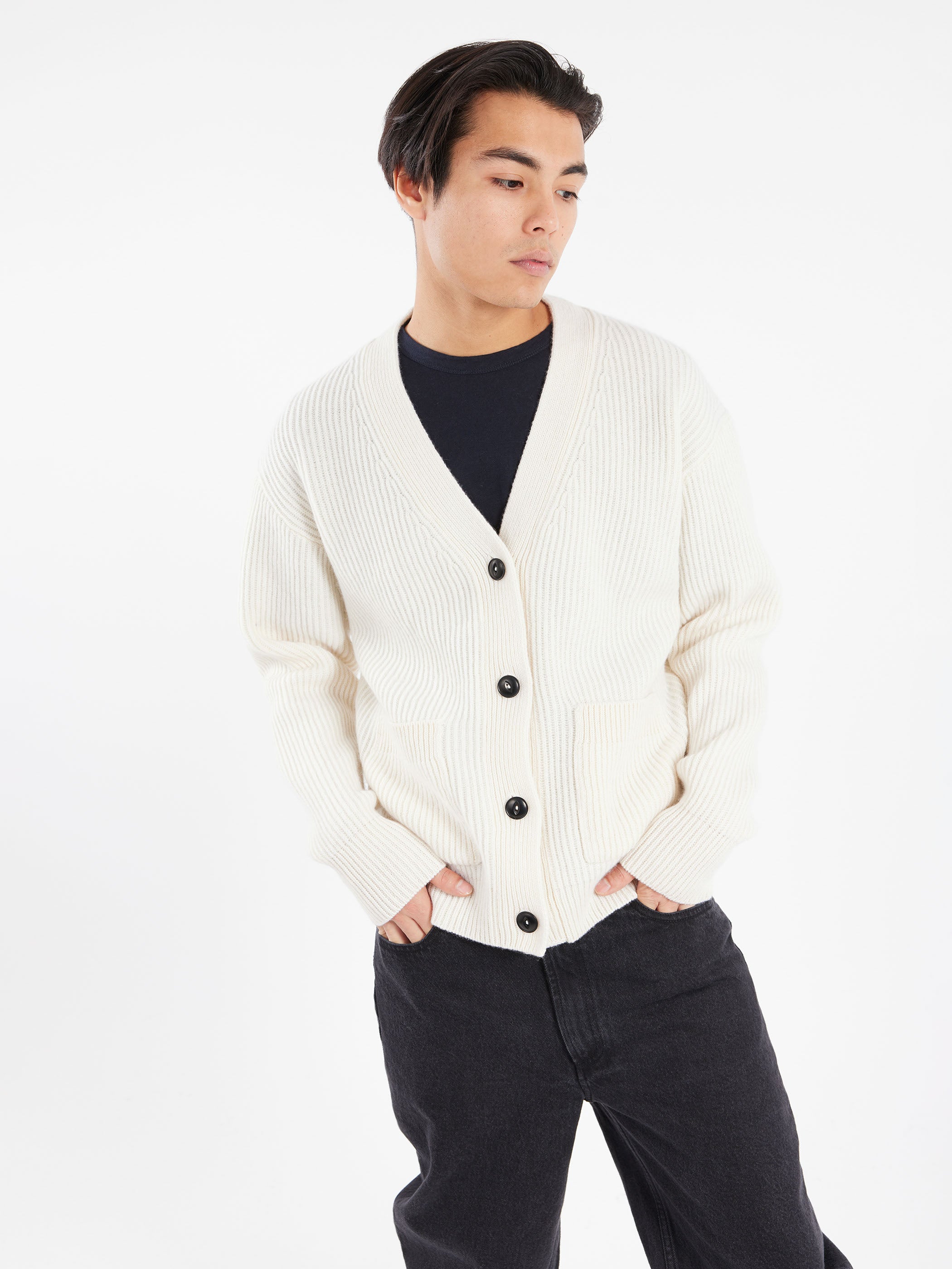 LOCG02 Cardigan