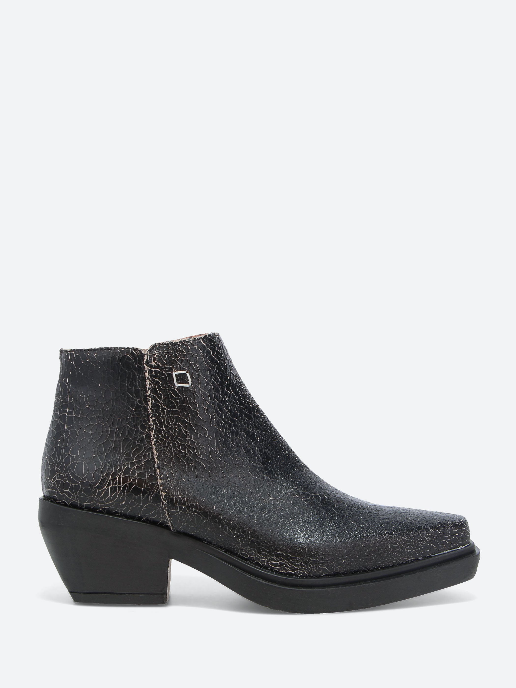 C1457 Ankle Boot