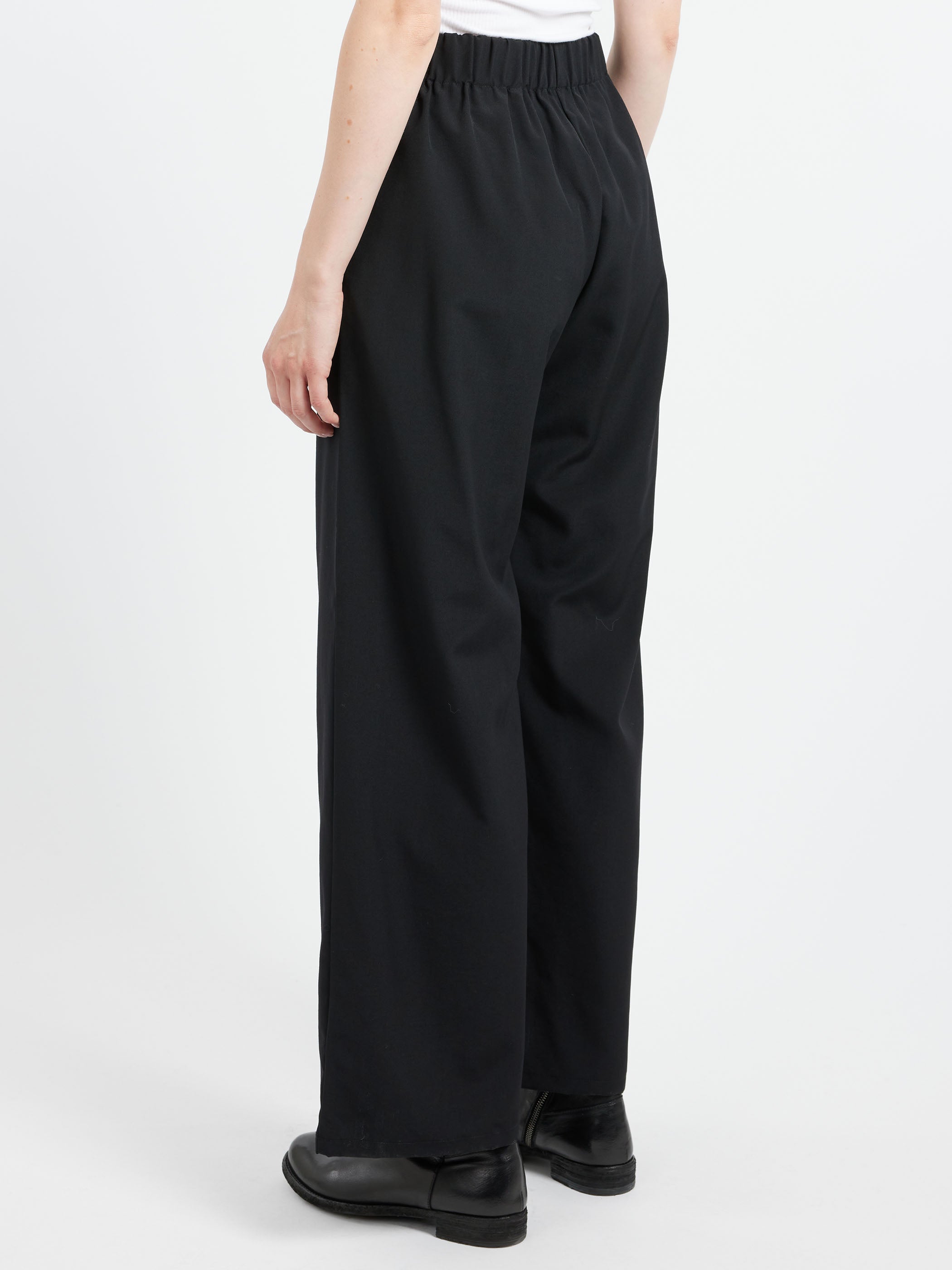 P1798 Trousers