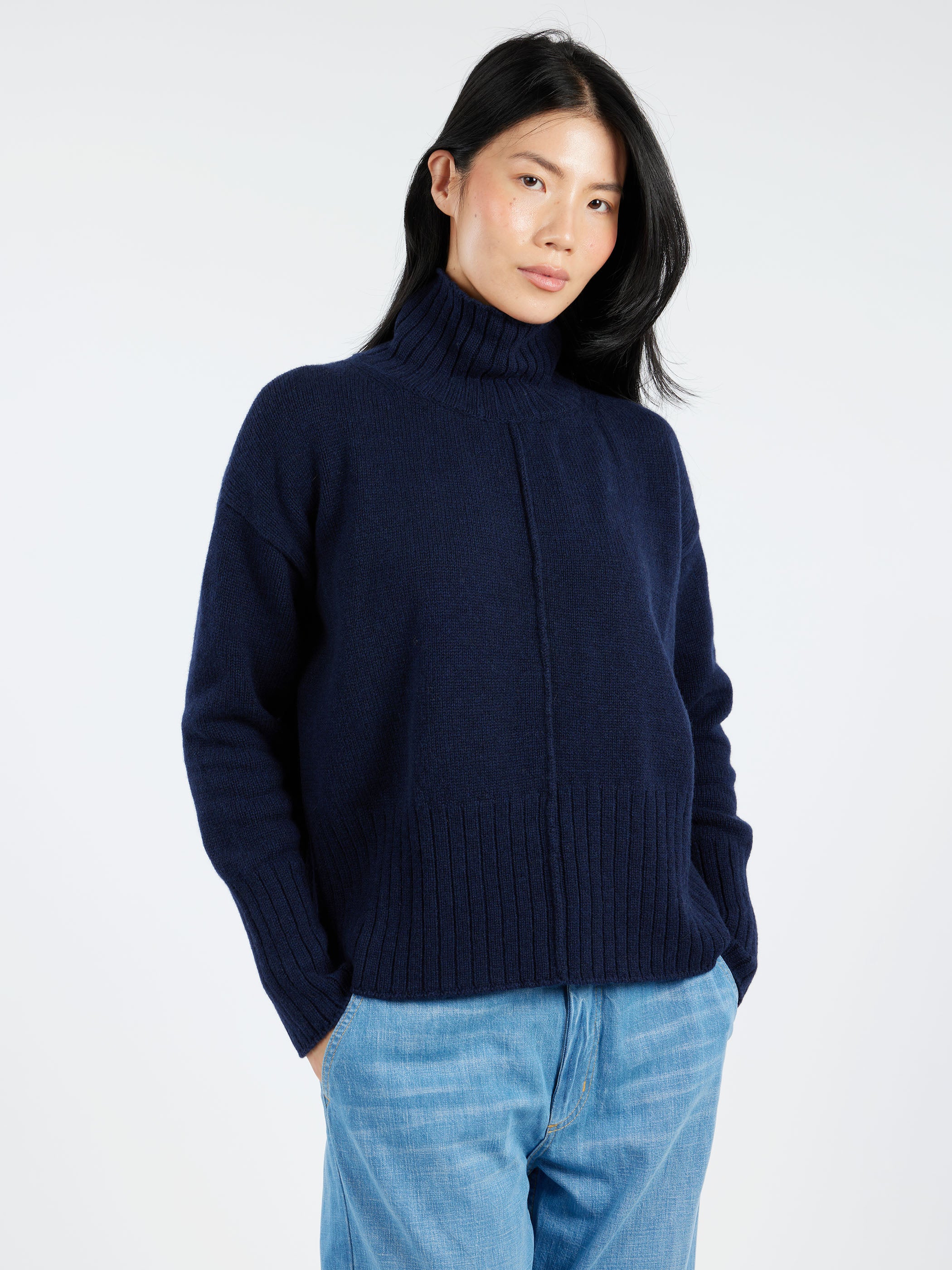 2403 Cashmere Blend Turtleneck