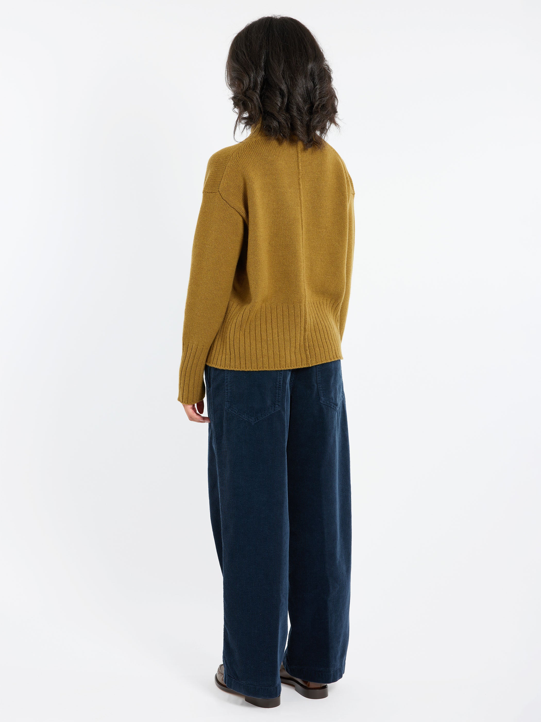 2403 Cashmere Blend Turtleneck