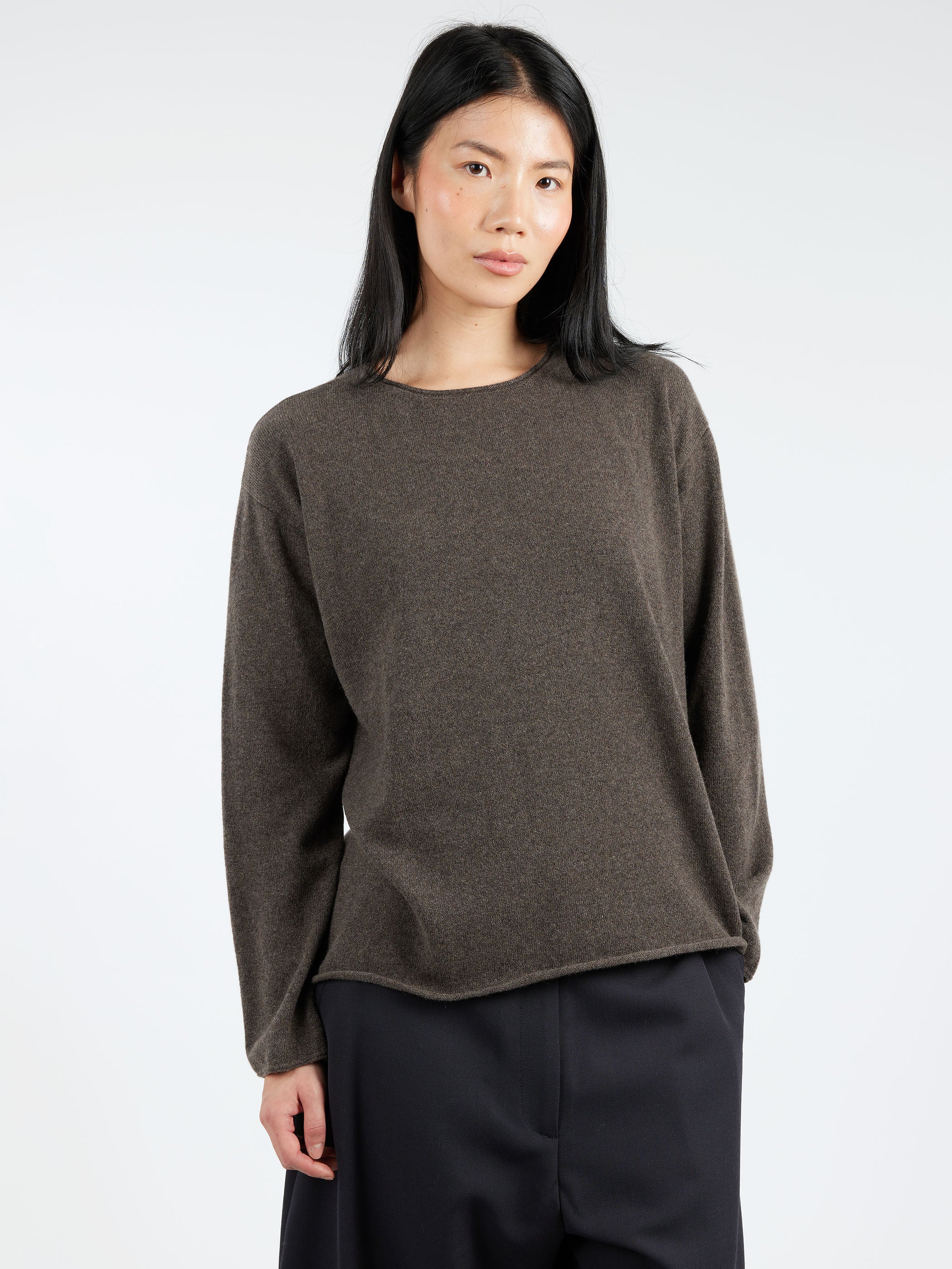 2427 Cashmere Blend Crewneck