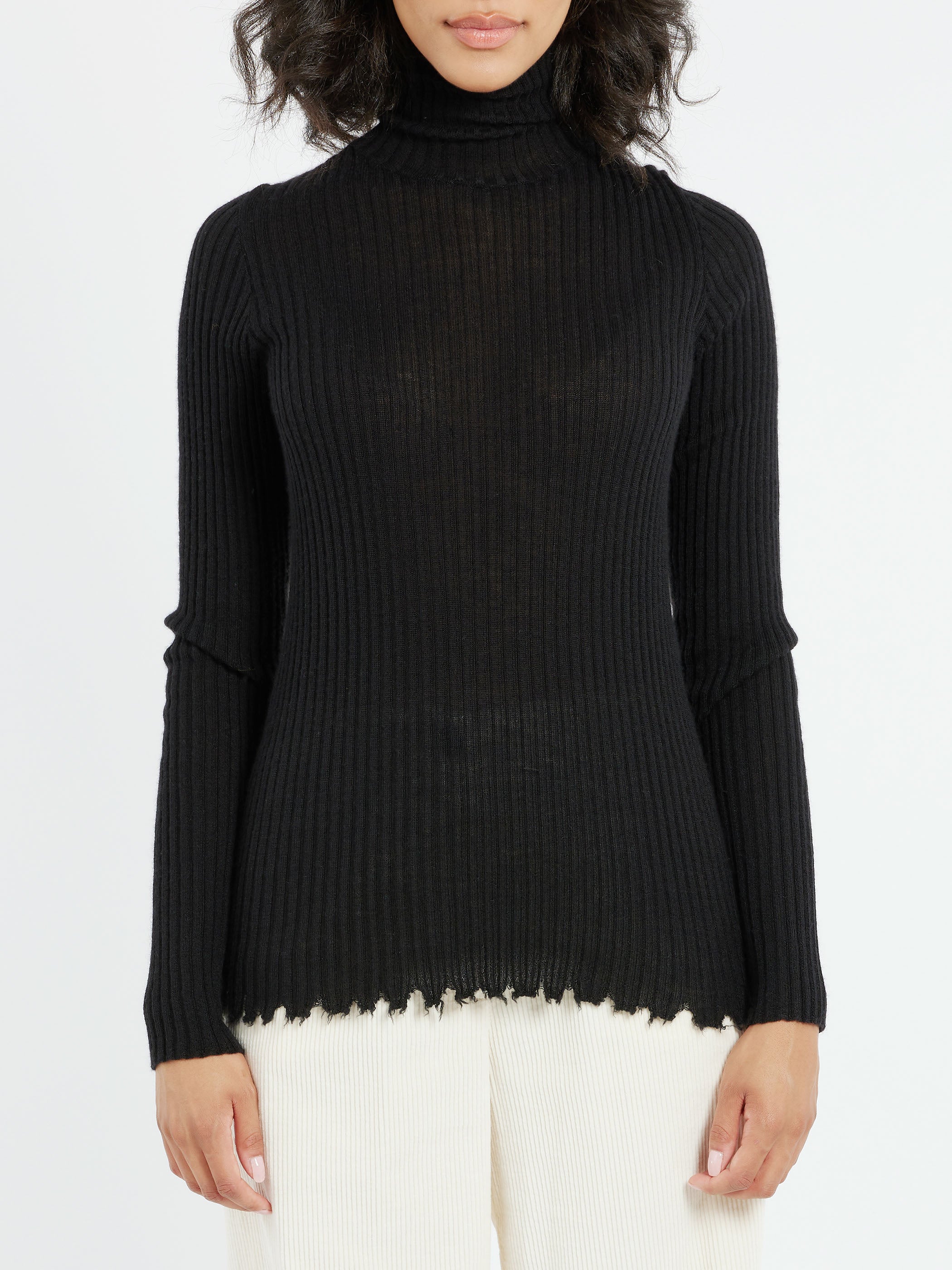 2450 Cashmere Turtleneck