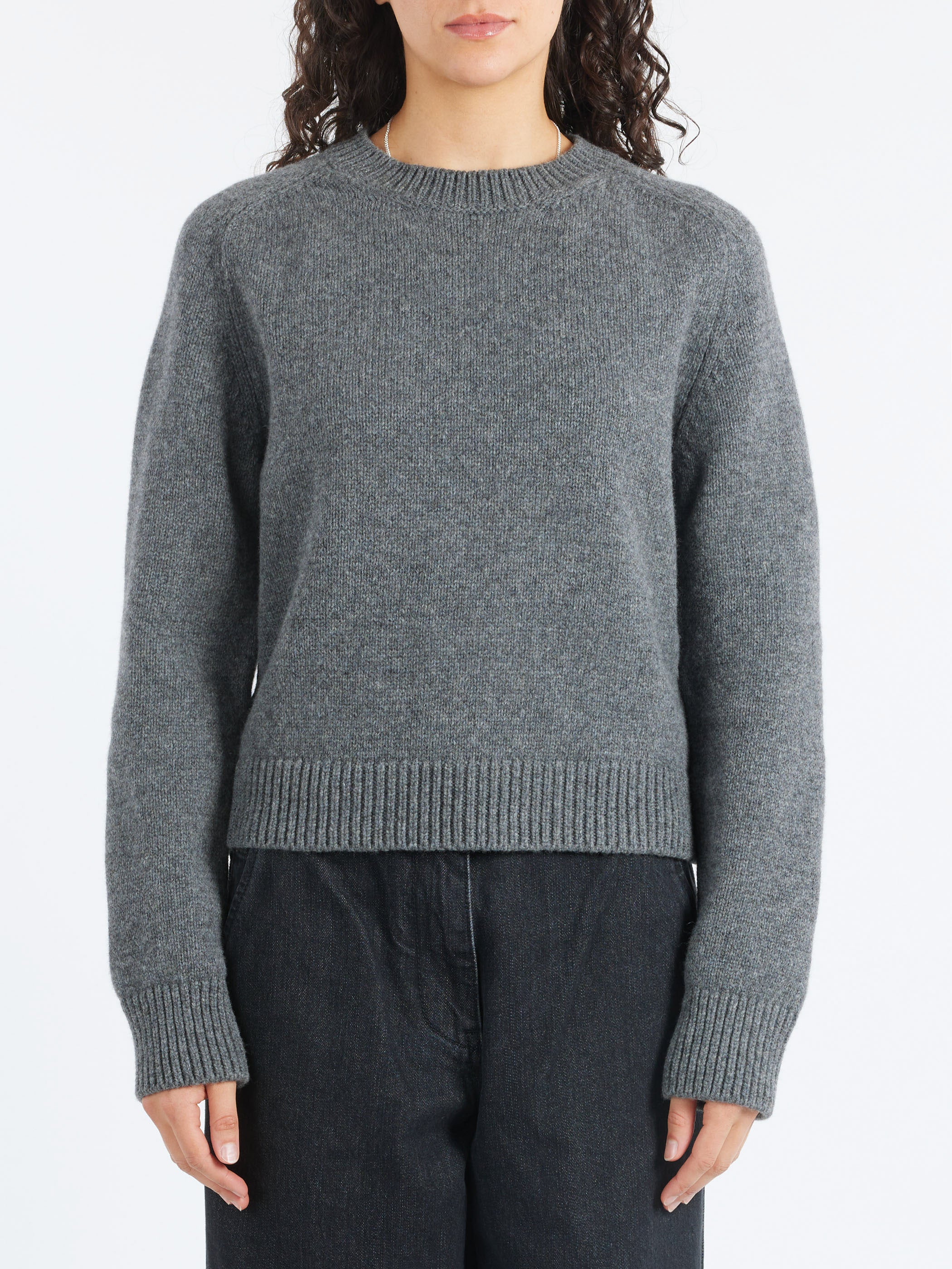 Plain Saddle Sleeve Crewneck