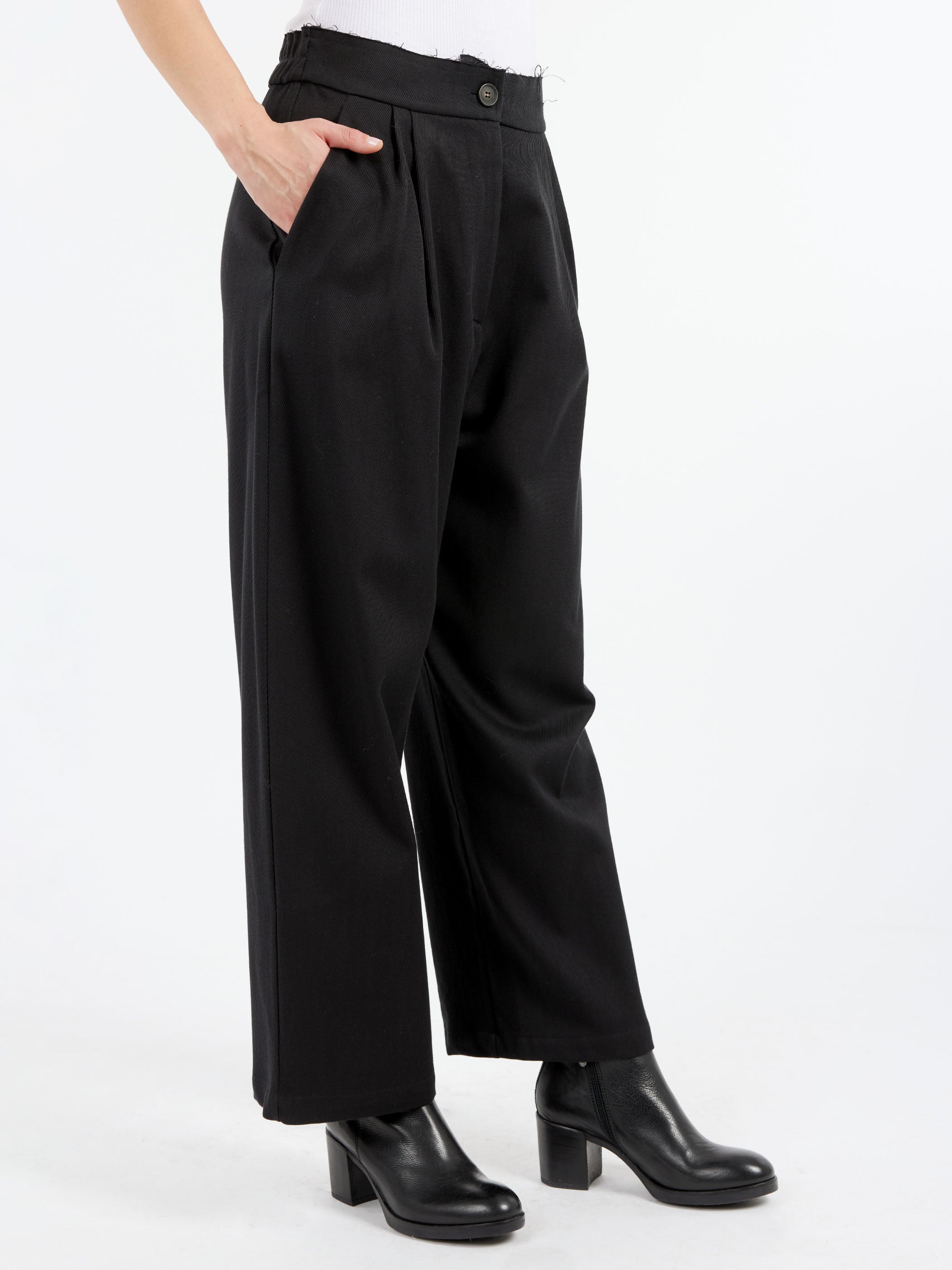 P017 Stitched Trousers