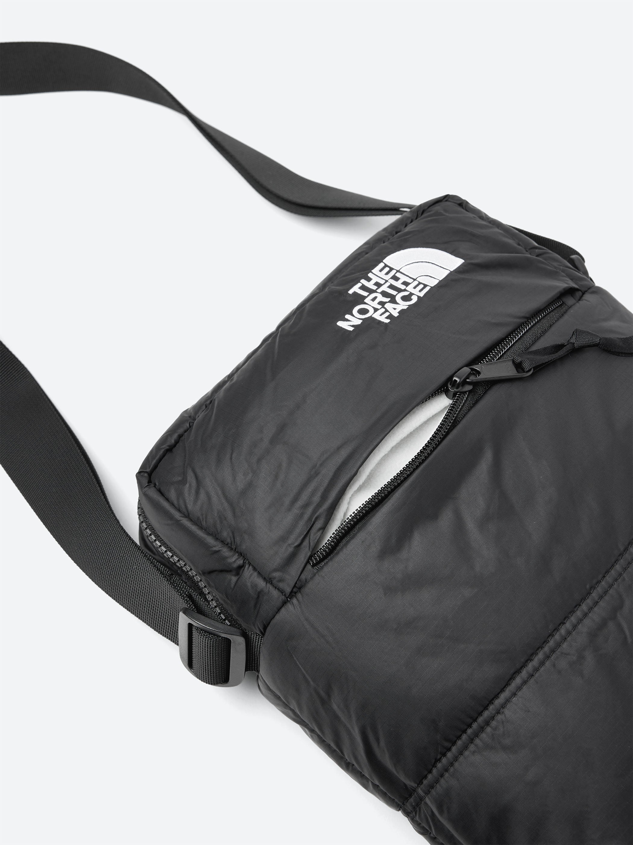 Nuptse Crossbody