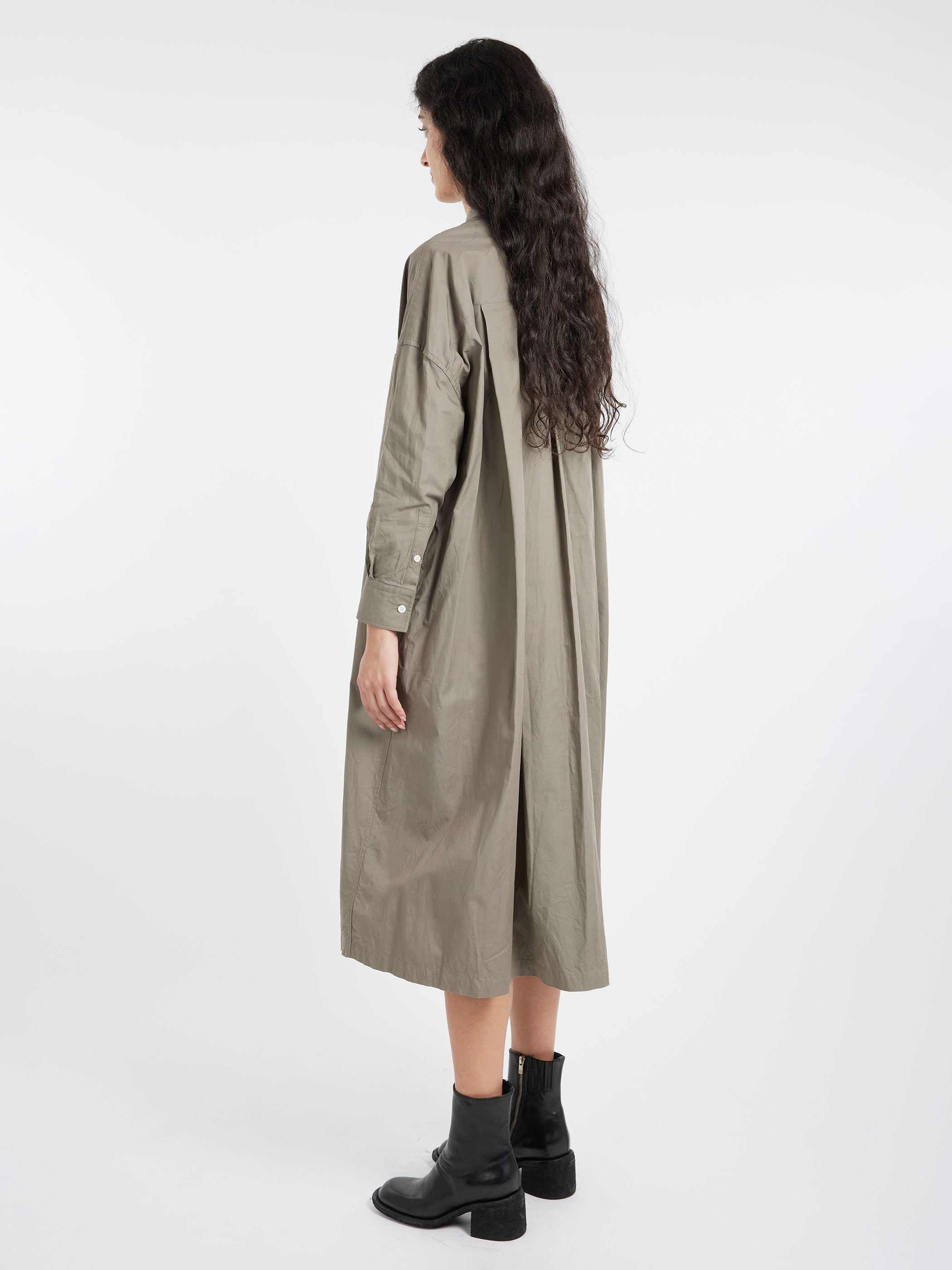 Back Wide Pleated Shirt Dress