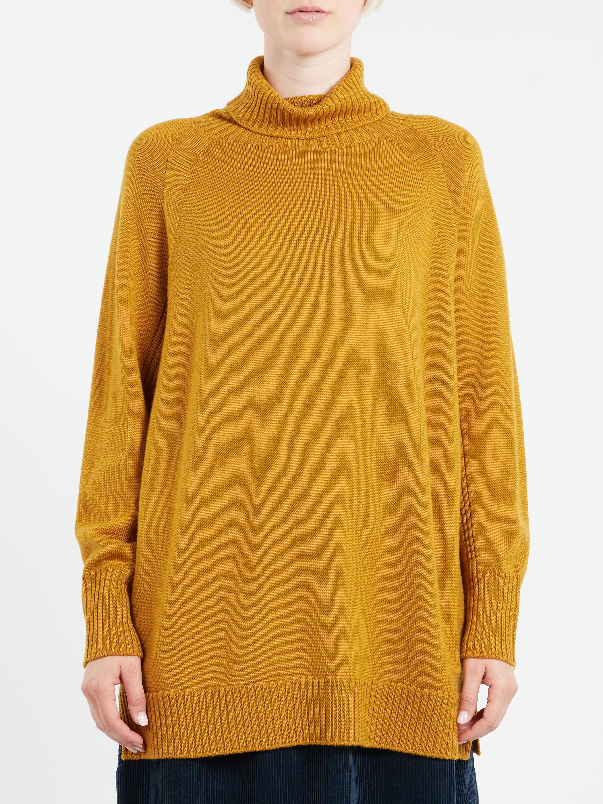 Raglan Sleeve Turtleneck