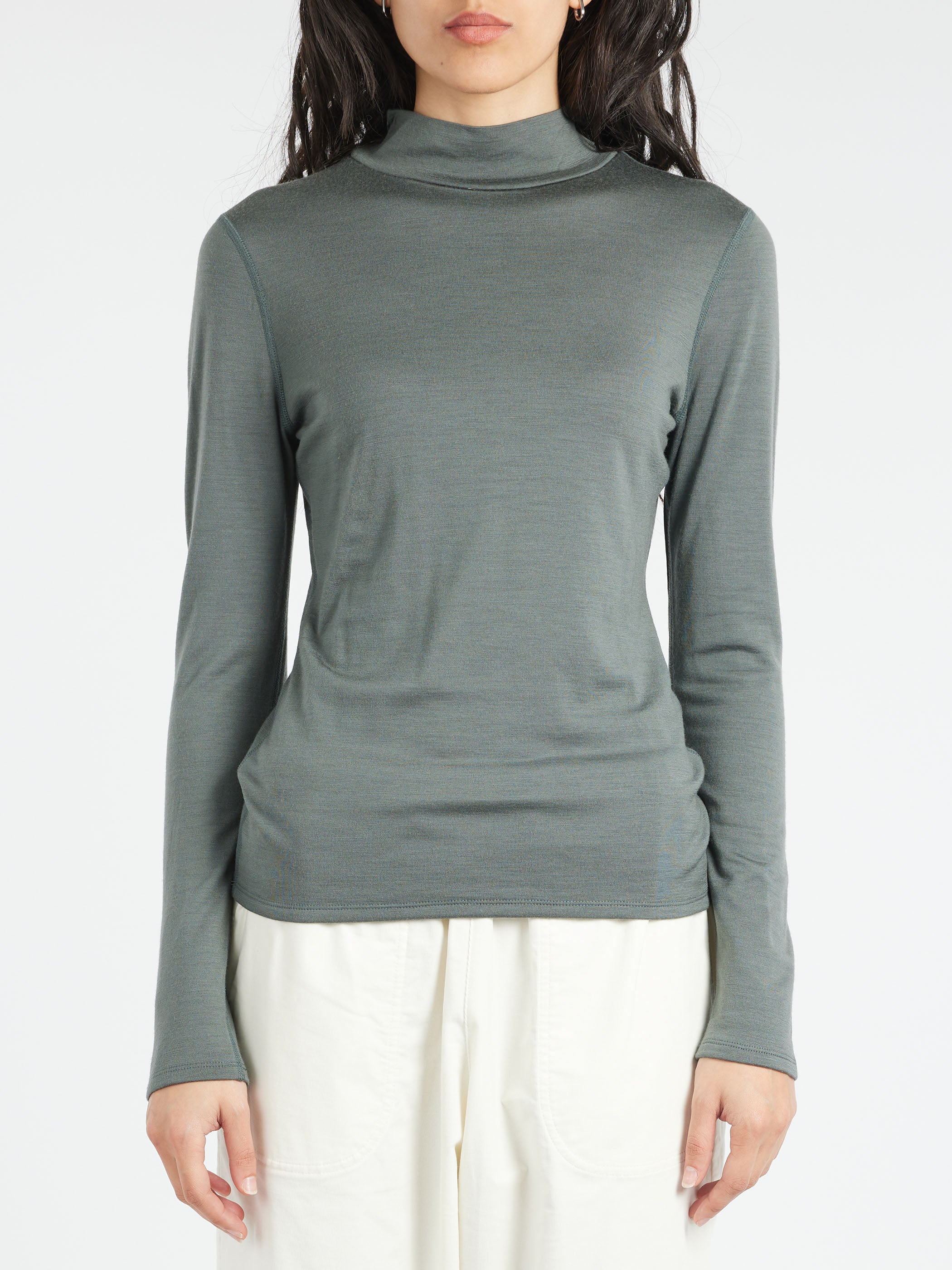 The 195 Merino Fitted Mockneck