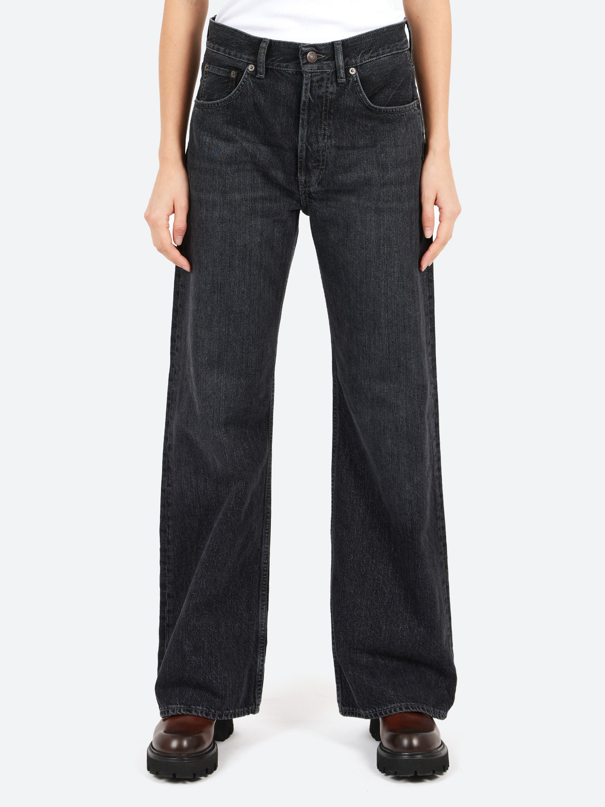 2021F Loose Fit Jeans