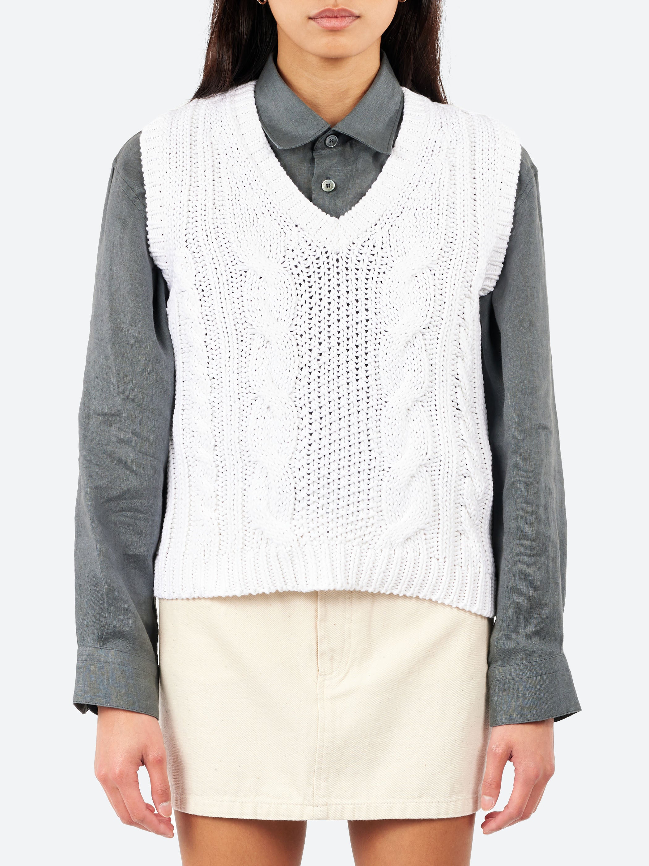 2557 Cable Knit Vest