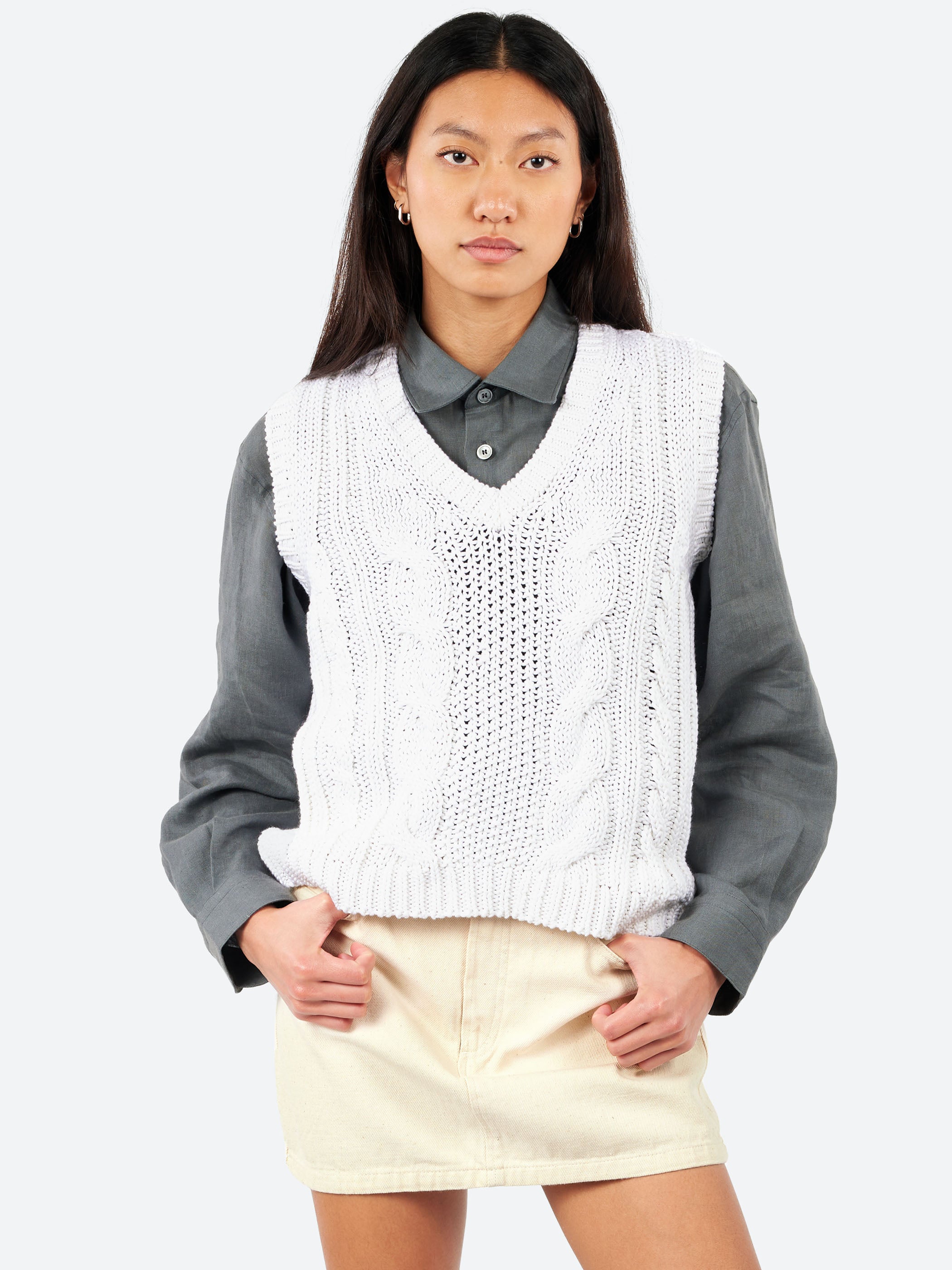 2557 Cable Knit Vest