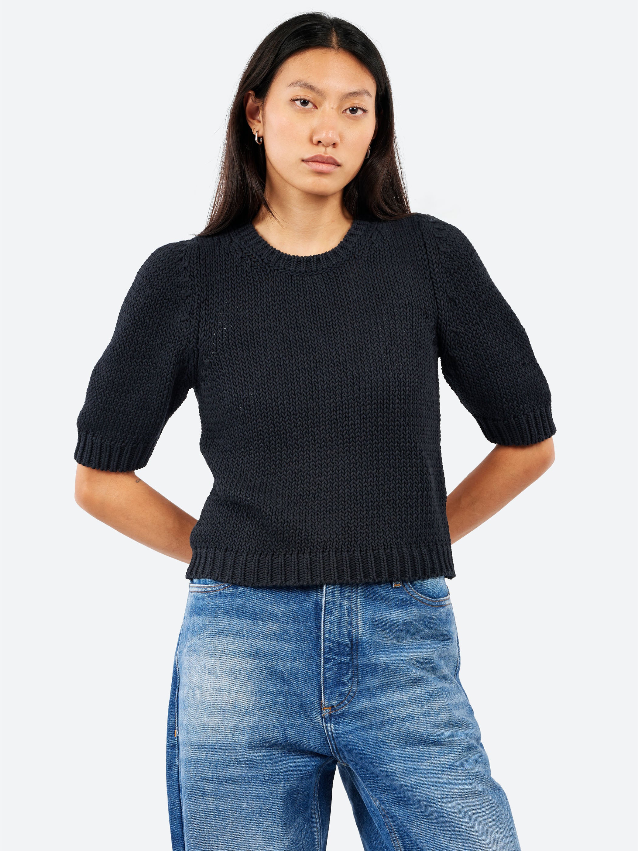 2555 Short Sleeve Sweater