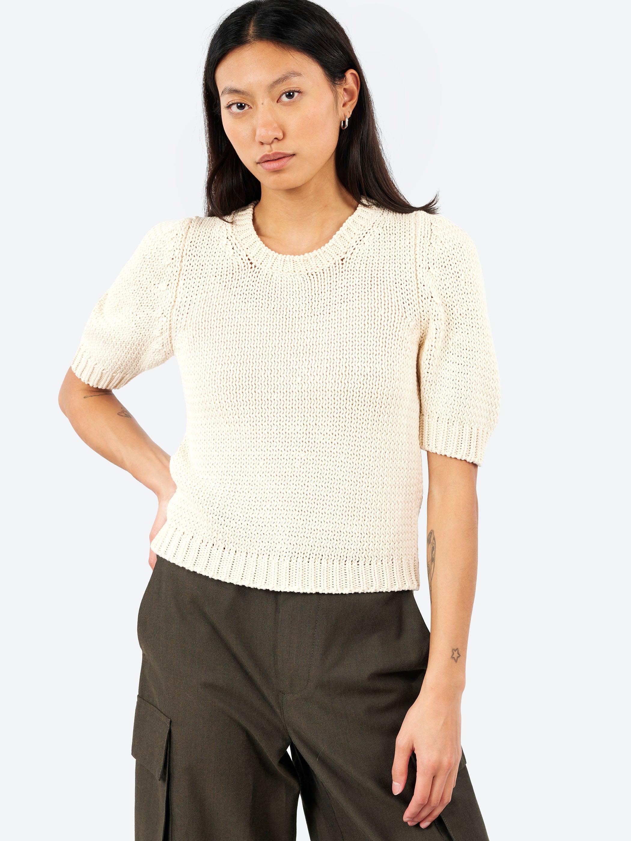 2555 Short Sleeve Sweater