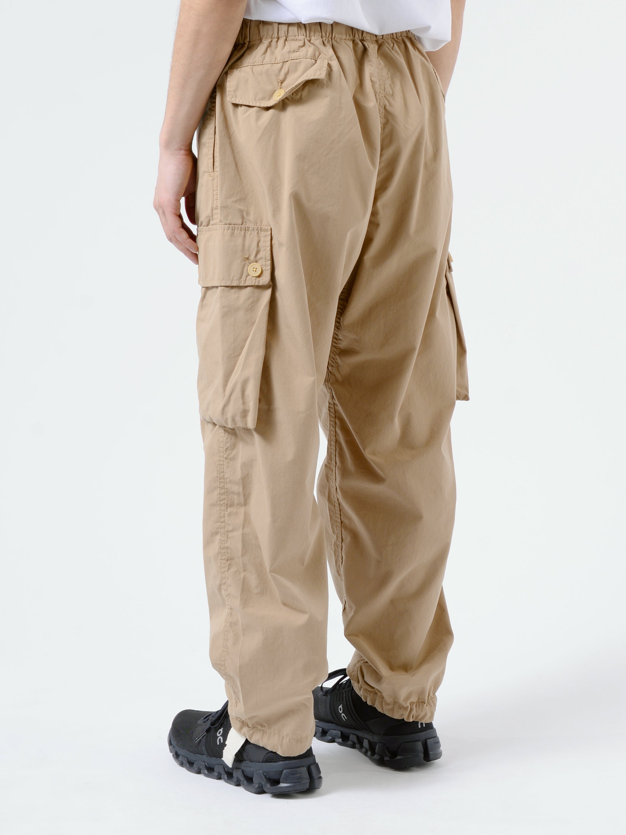 Nanamica - Easy Cargo Pants in Camel – gravitypope