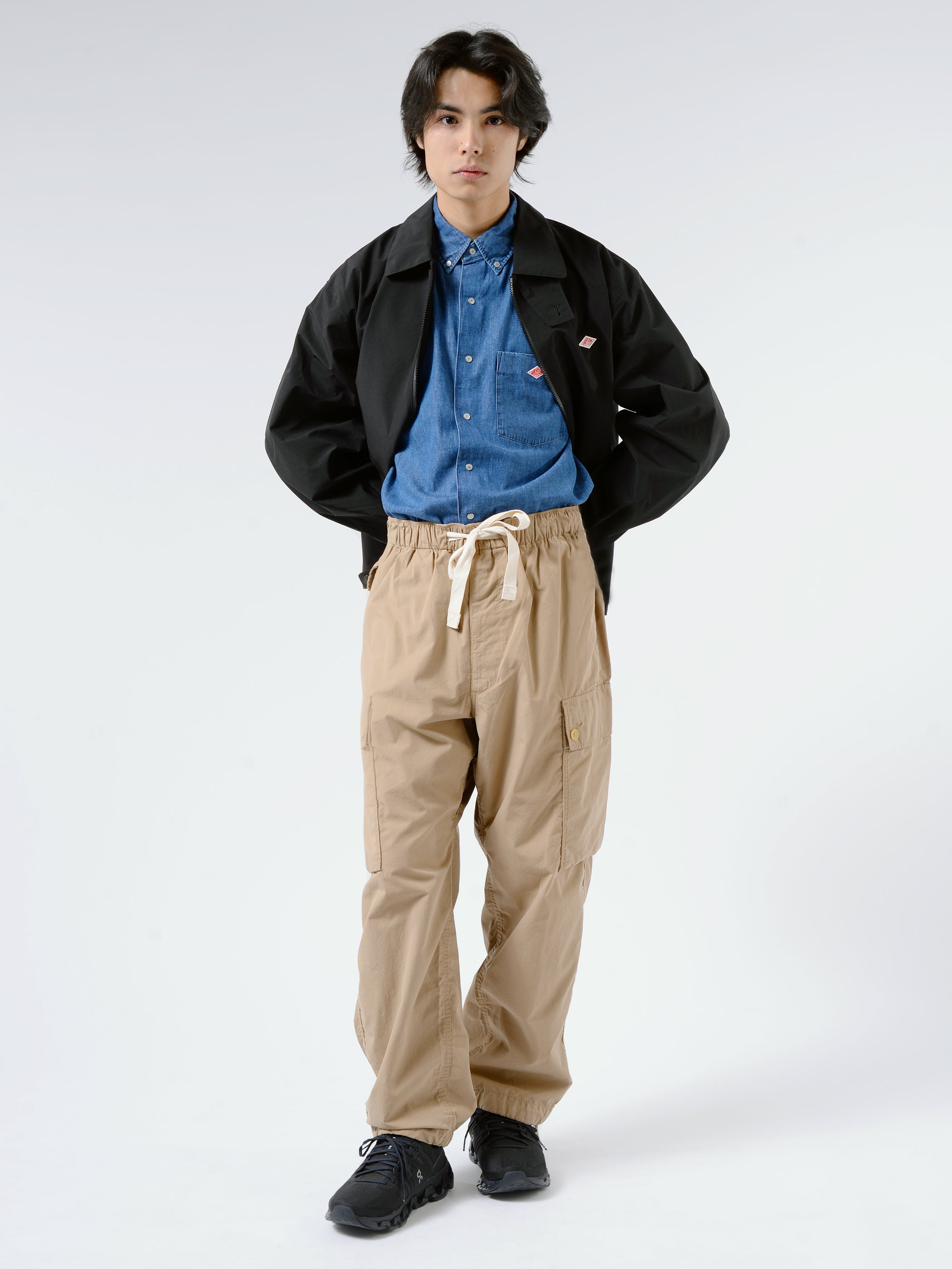 Nanamica - Easy Cargo Pants in Camel – gravitypope