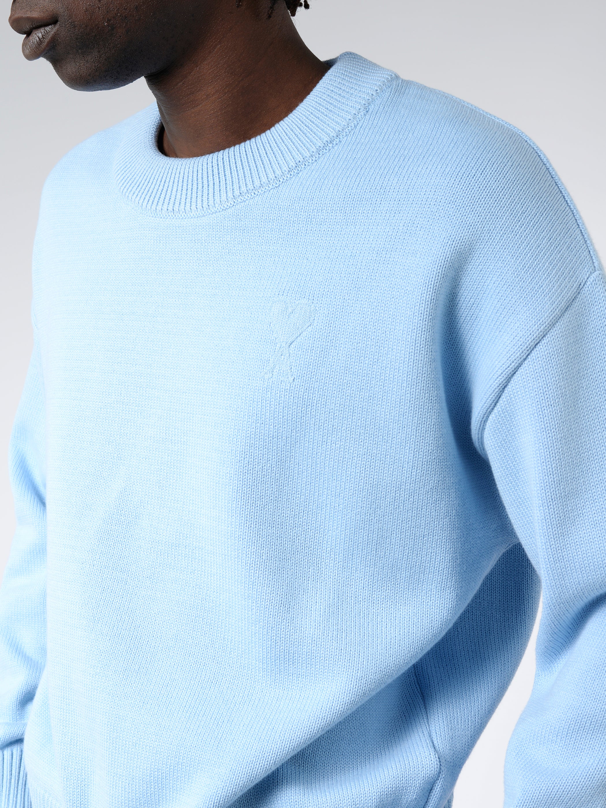 AMI Paris - AMI de Coeur Crewneck Sweater in Sky Blue – gravitypope