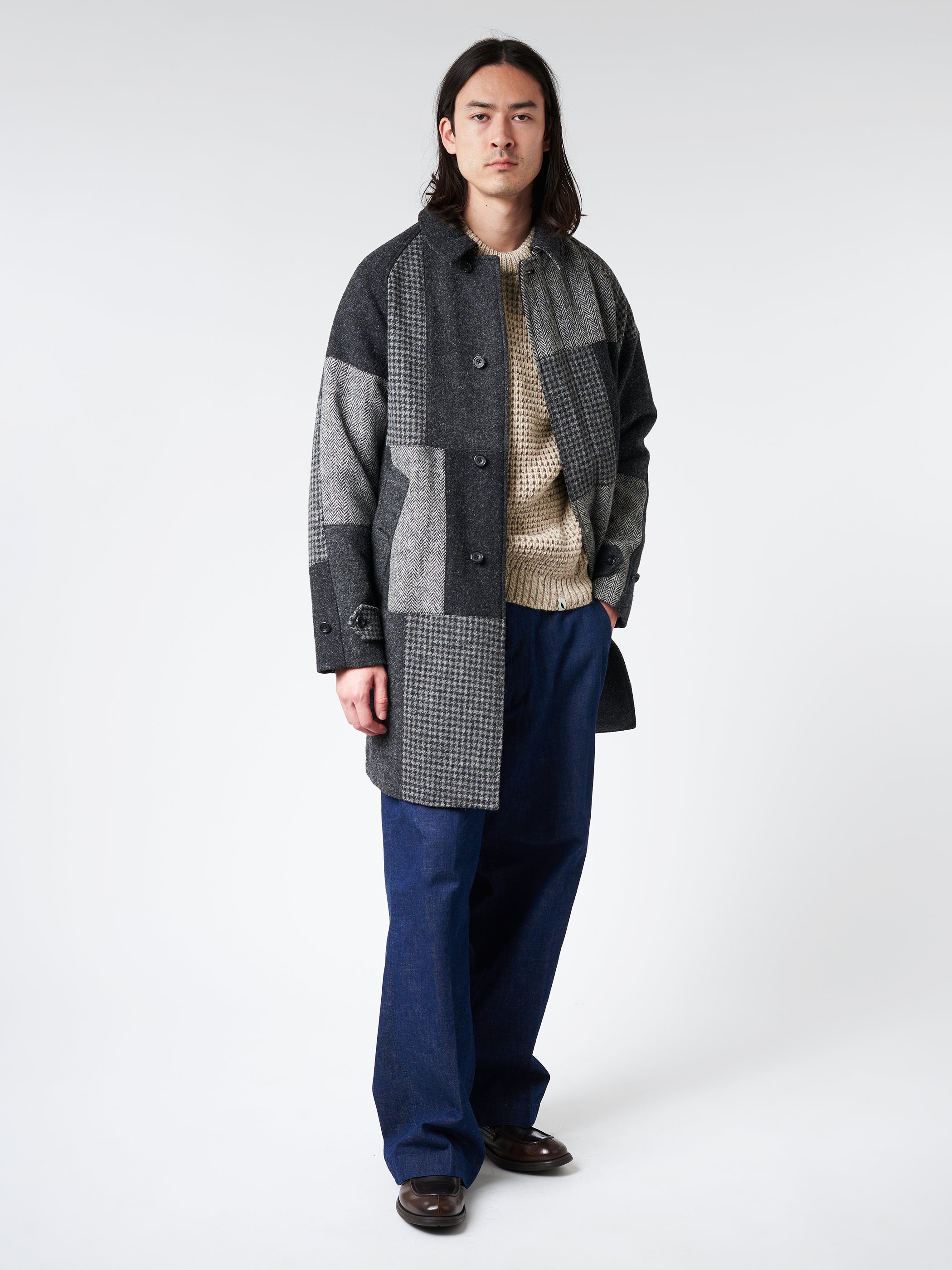 BEAMS PLUS - Patchwork Harris Tweed Balmacaan Coat in Grey