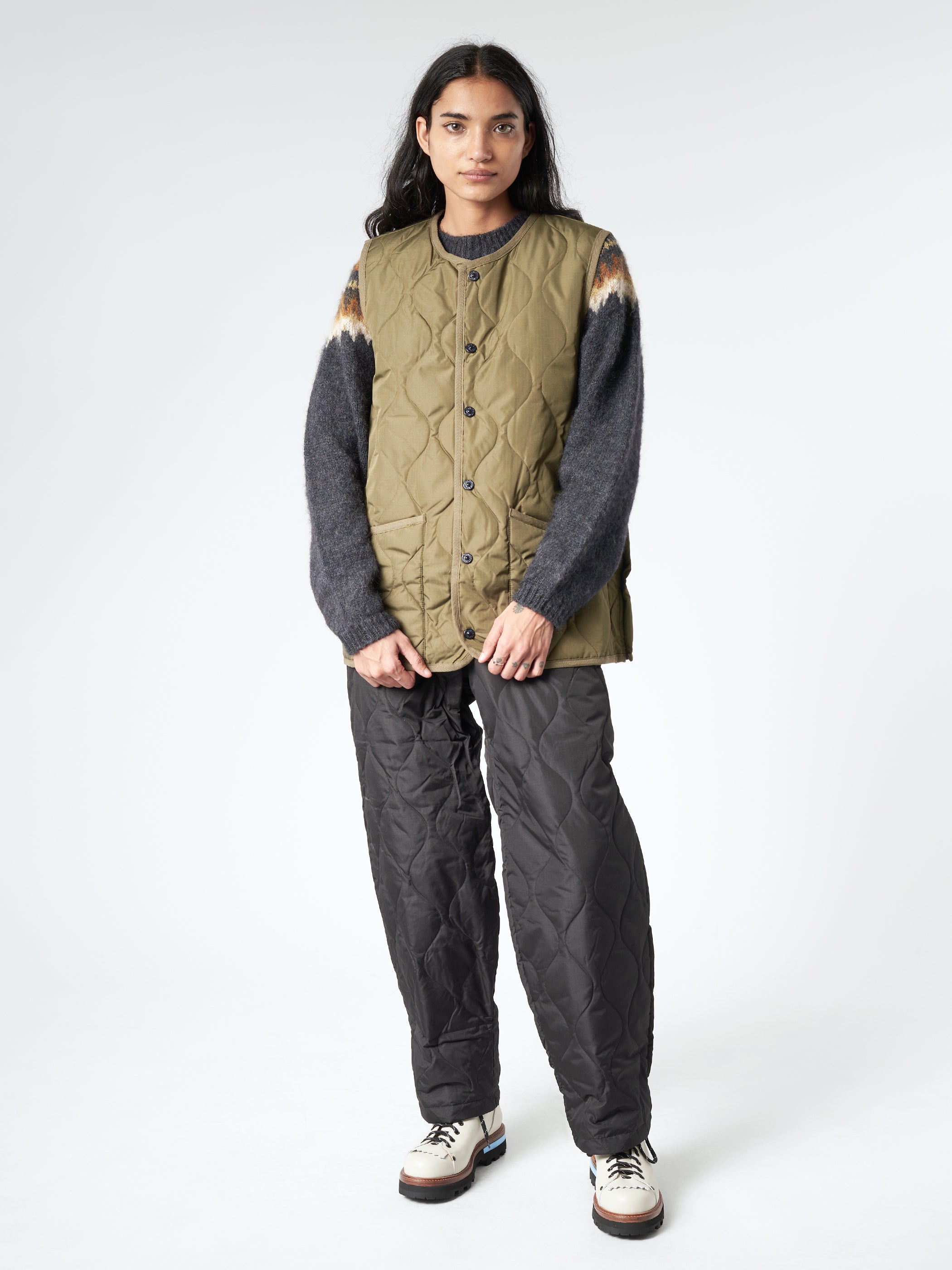 TAION - Military Crew Neck Down Vest in Dark Olive – gravitypope