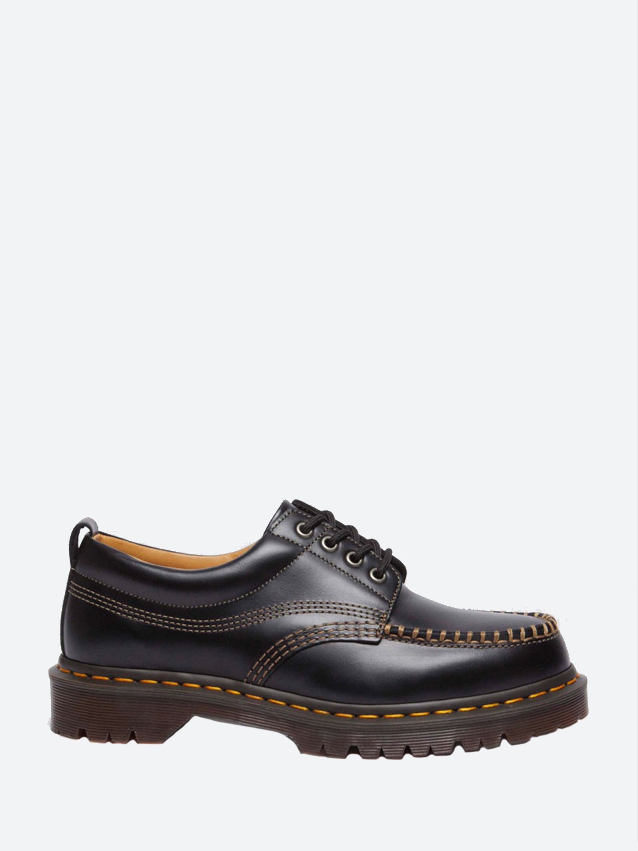 Black on black doc martens best sale