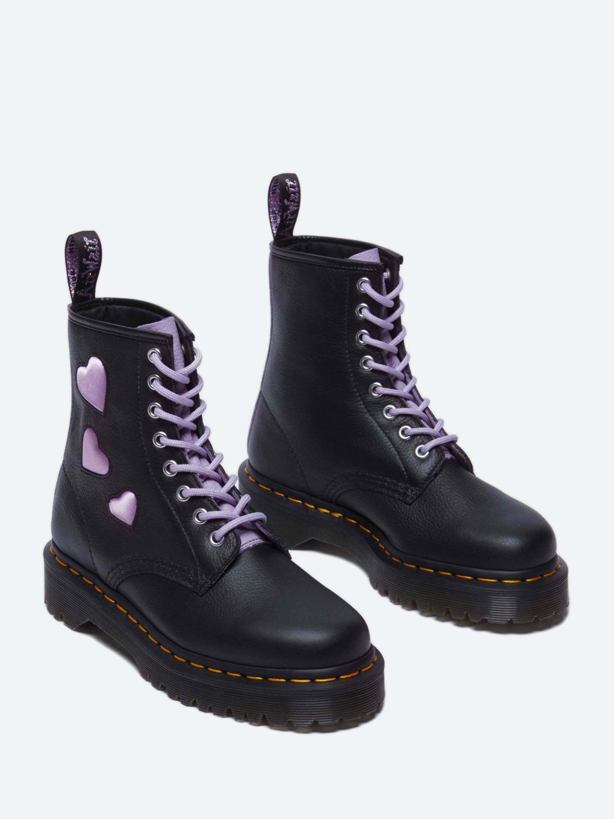 Dr. Martens 1460 Zip Heart in Black gravitypope