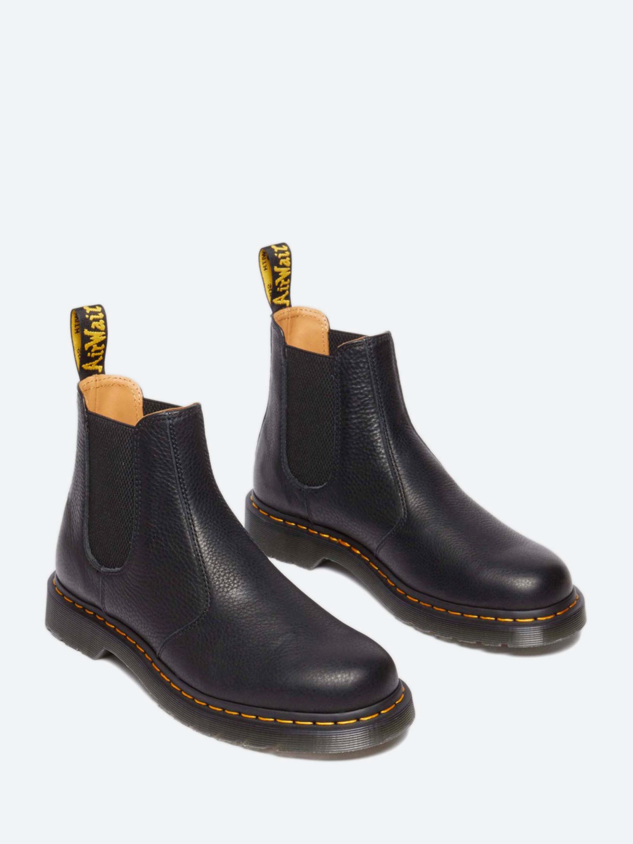 Dr. Martens 2976 Chelsea Boots in Black Ambassador gravitypope