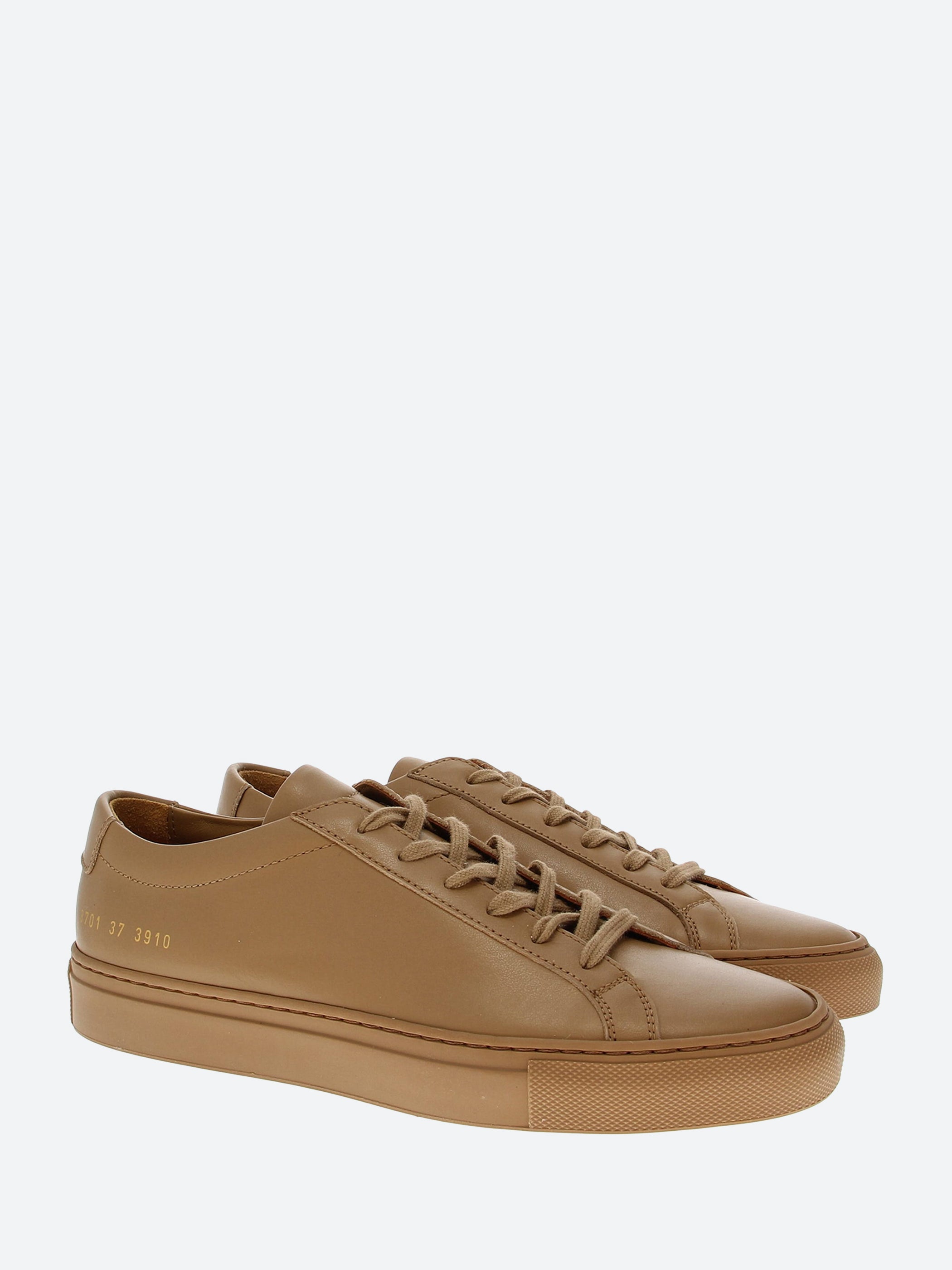 Woman by Common Projects - Achilles Low in Taupe – gravitypope