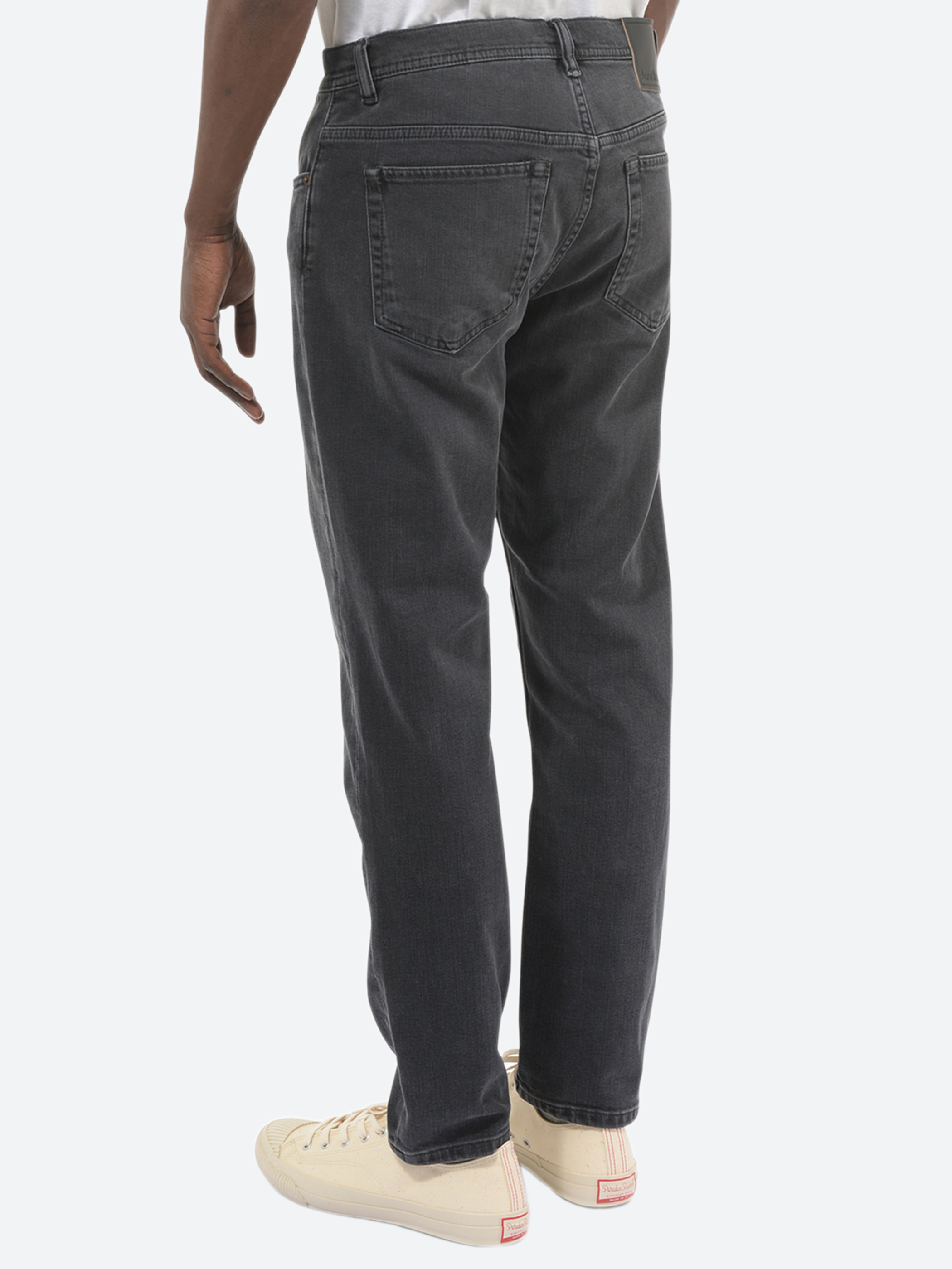 Slim Tapered Jeans - River