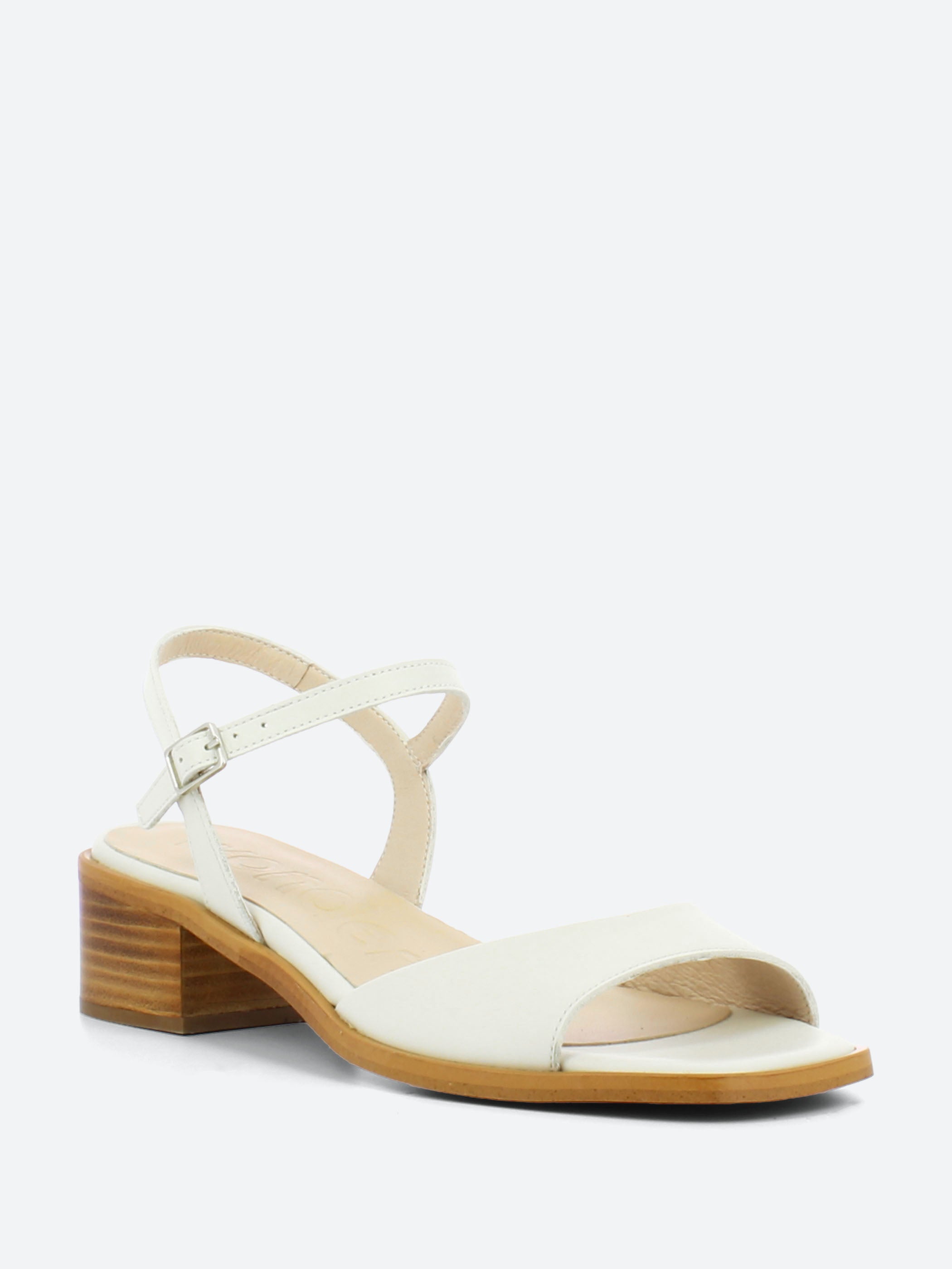 D-1102 Sandal