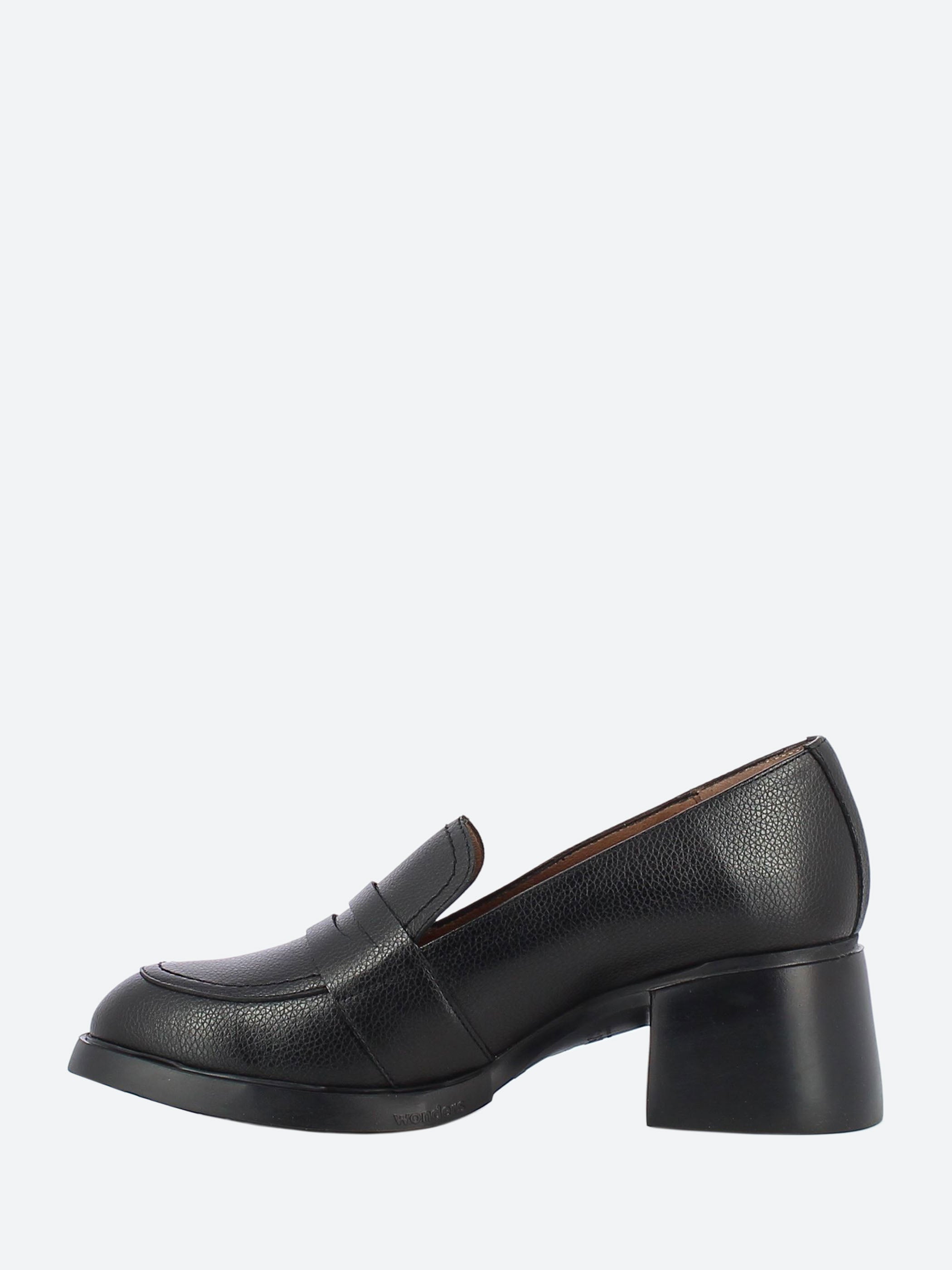 G-6107 Heel Loafer